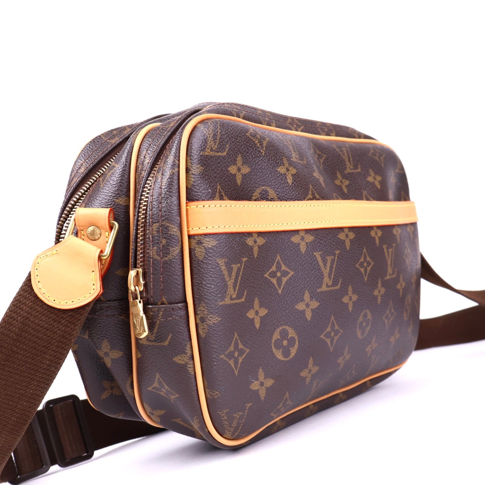 J2076R Louis Vuitton Monogram Canvas Reporter Bag- Pre Owned