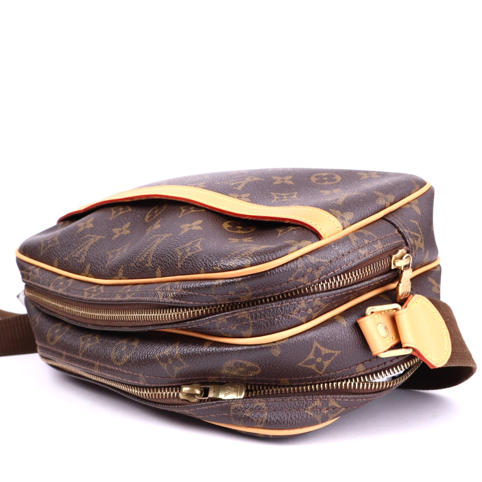 J2076R Louis Vuitton Monogram Canvas Reporter Bag- Pre Owned