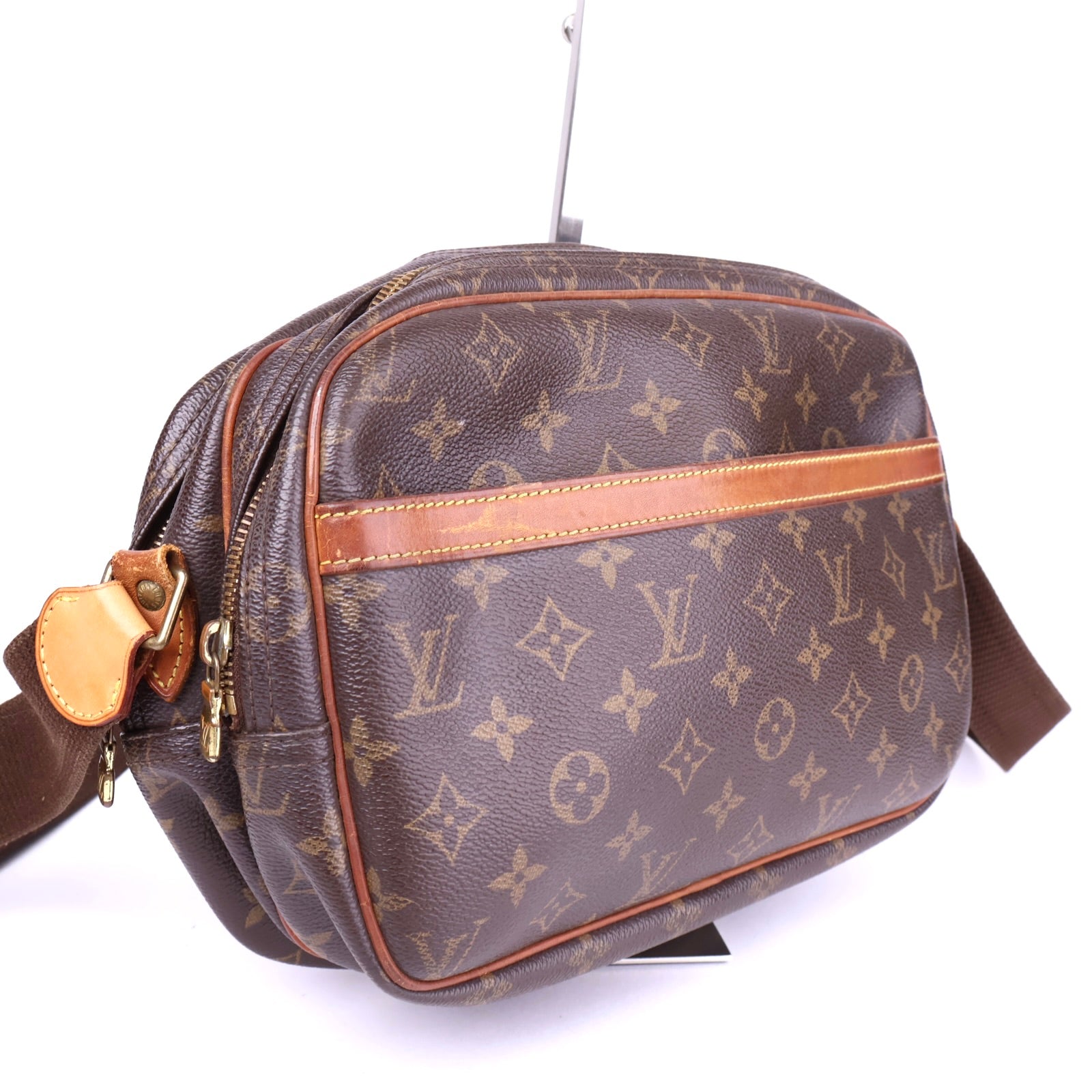 J2077 Louis Vuitton Brown Monogram Canvas Blois Shoulder Bag- Pre Owned