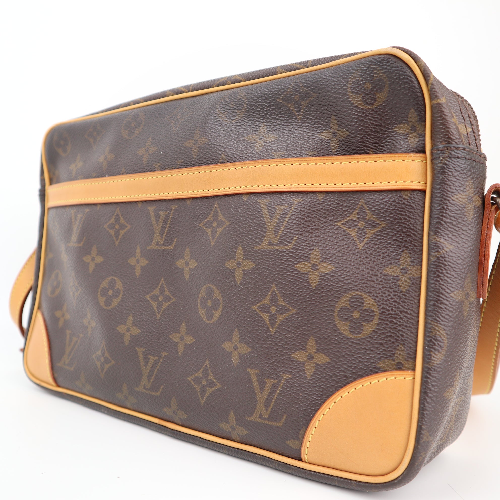 C1364R Louis Vuitton Monogram Trocadéro 30-Pre Owned