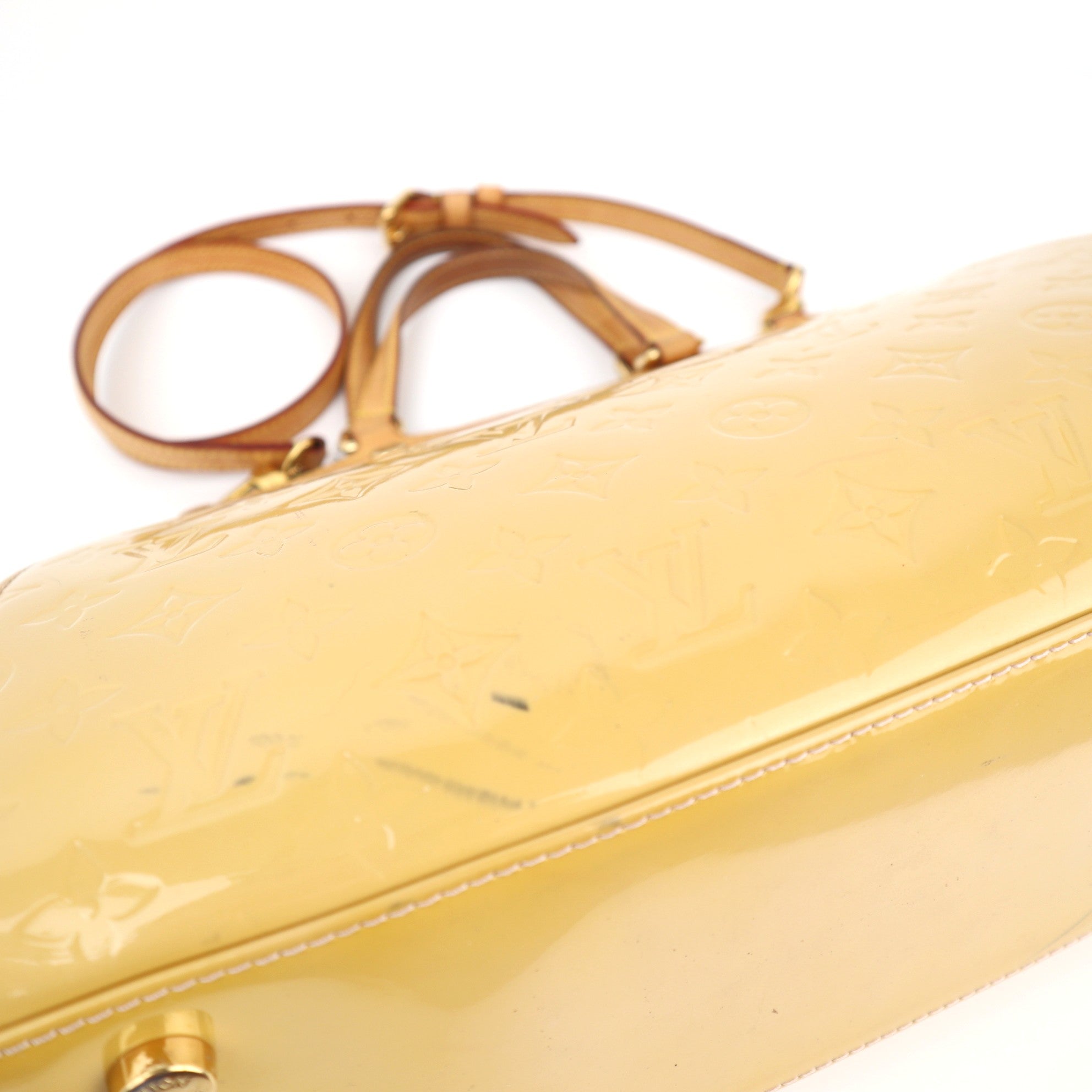 C1365 Louis Vuitton Monogram Vernis Brea MM-Pre Owned