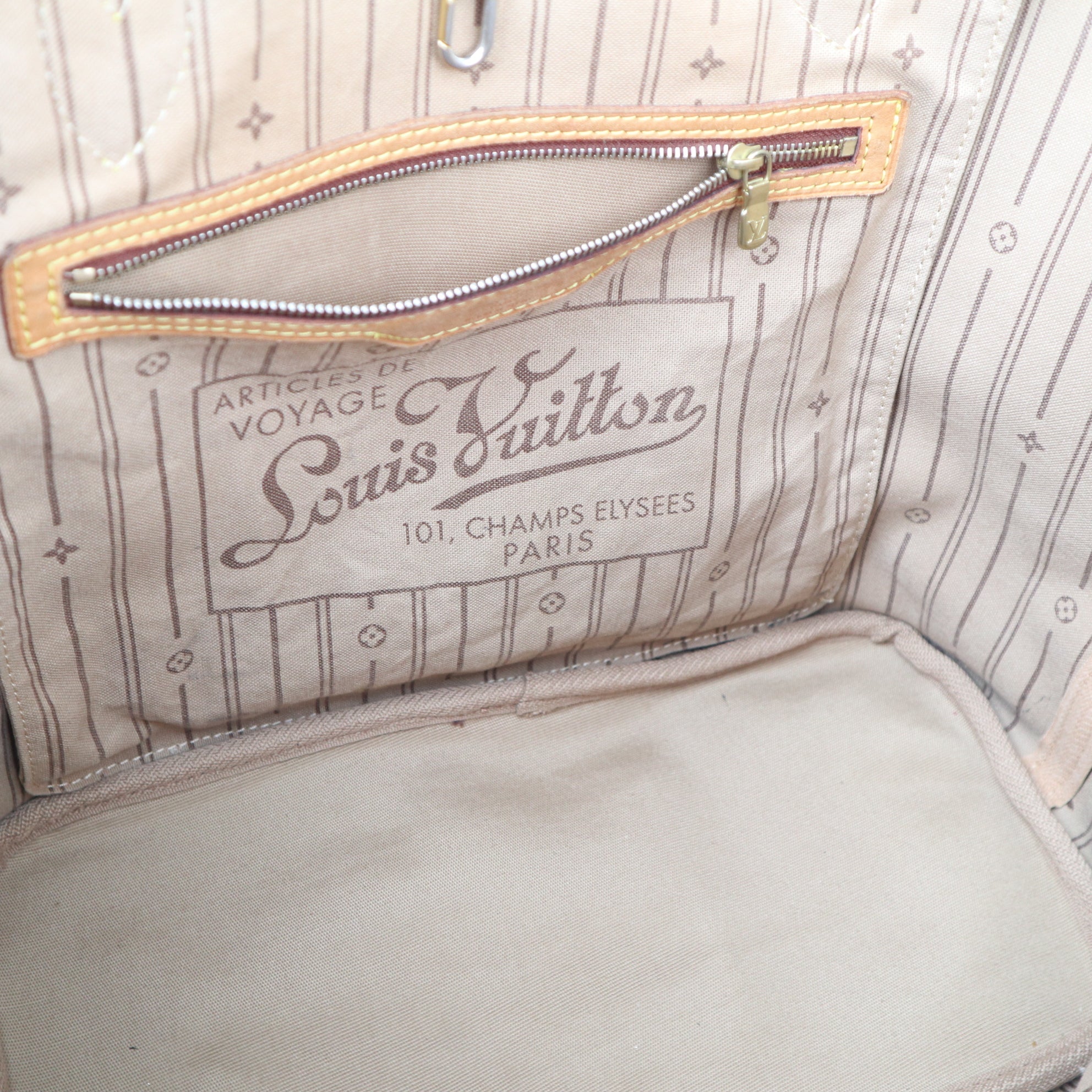 C1392R Louis Vuitton Neverfull MM  Monogram Canvas-Pre Owned