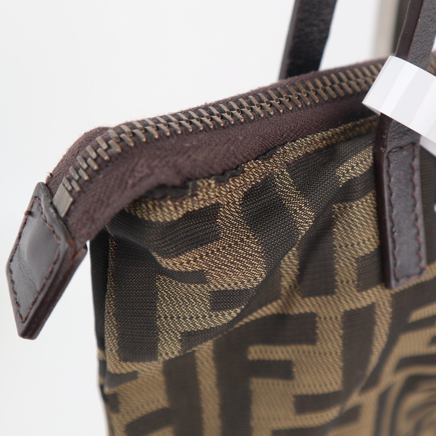 C2183 Fendi Shoulder Bag Zucca Canvas Zip Top Shoulder Bag | Pre-Owned Very Good Brown Zucca