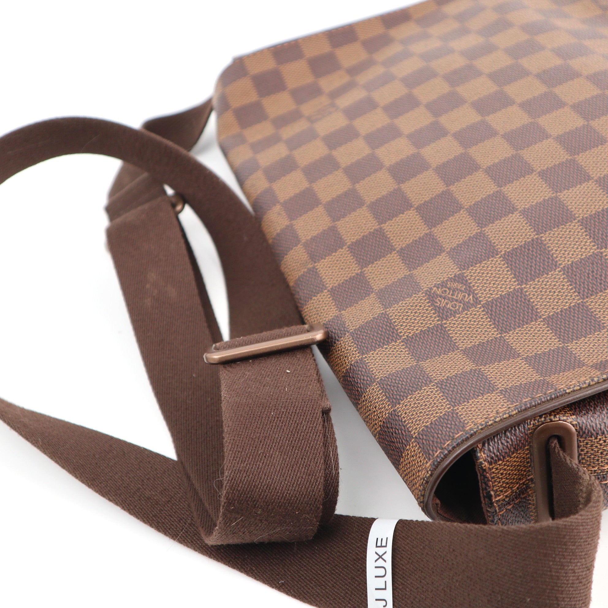 C1417  Louis Vuitton  Damier Ebene Brooklyn Messenger Bag-Pre Owned