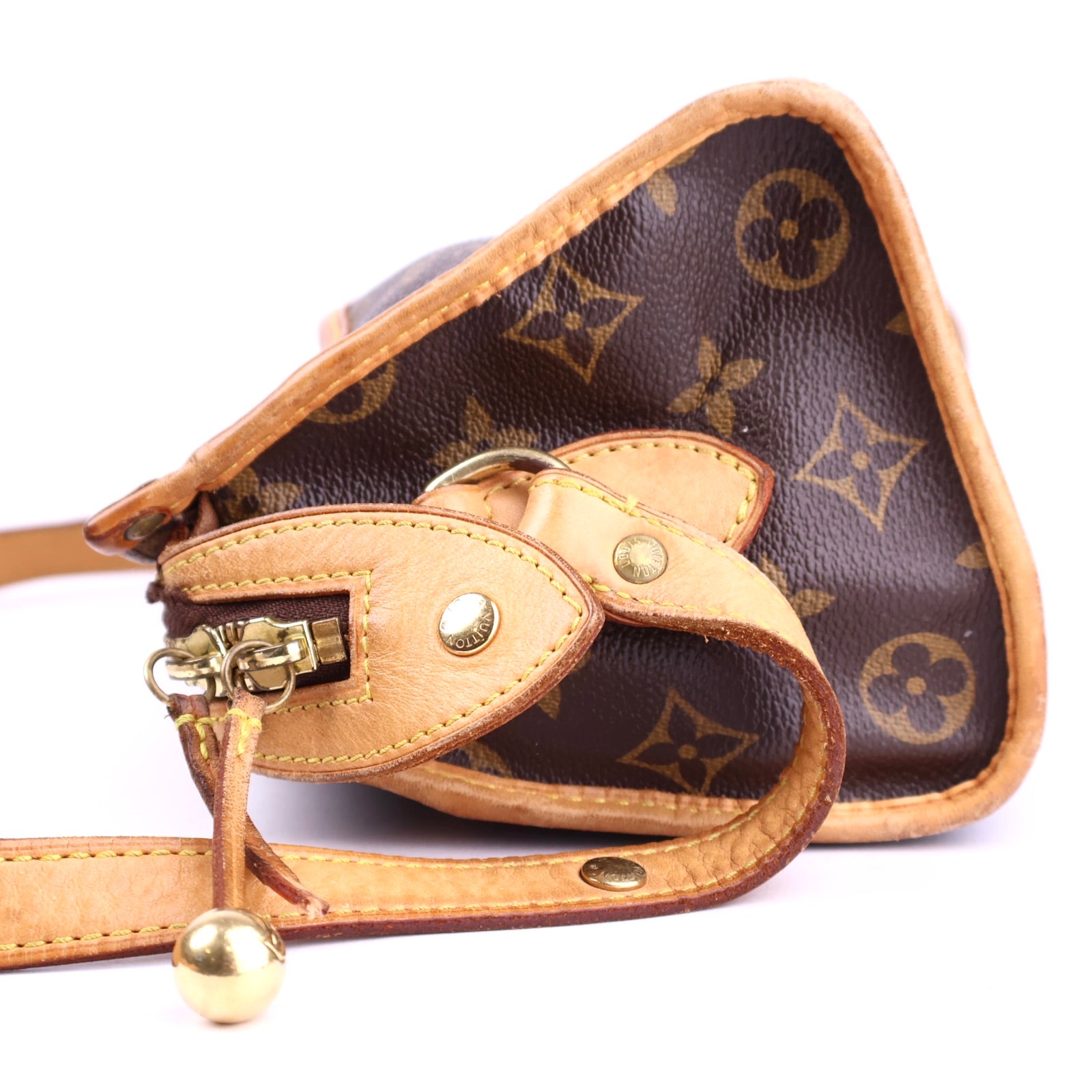 J3376 Louis Vuitton Popincourt Ron Shoulder Bag- Pre Owned