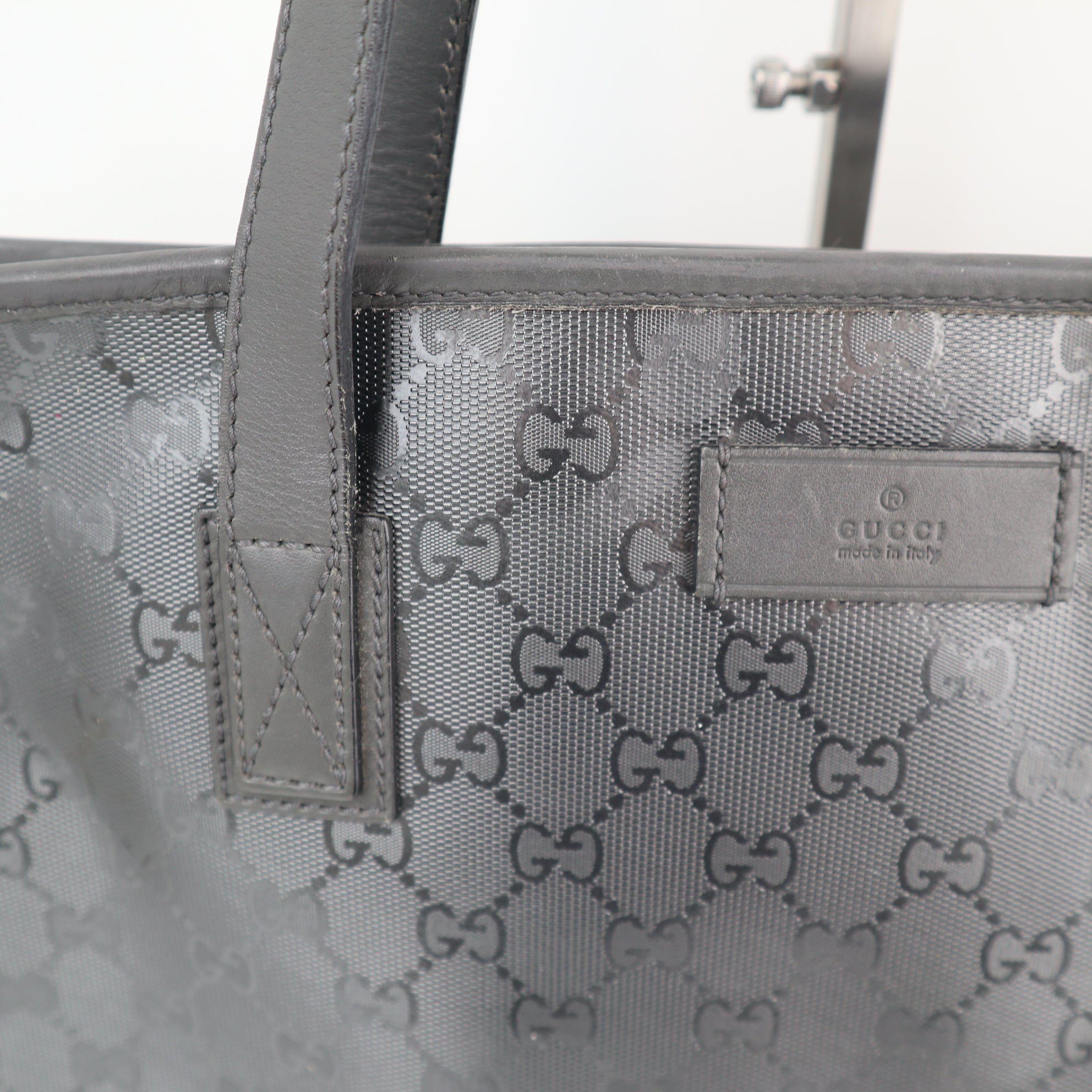 C2203 Gucci Tote Bag Medium GG Imprime Tote Bag | Pre-Owned Excellent Grey coated GG canvas, leather trim