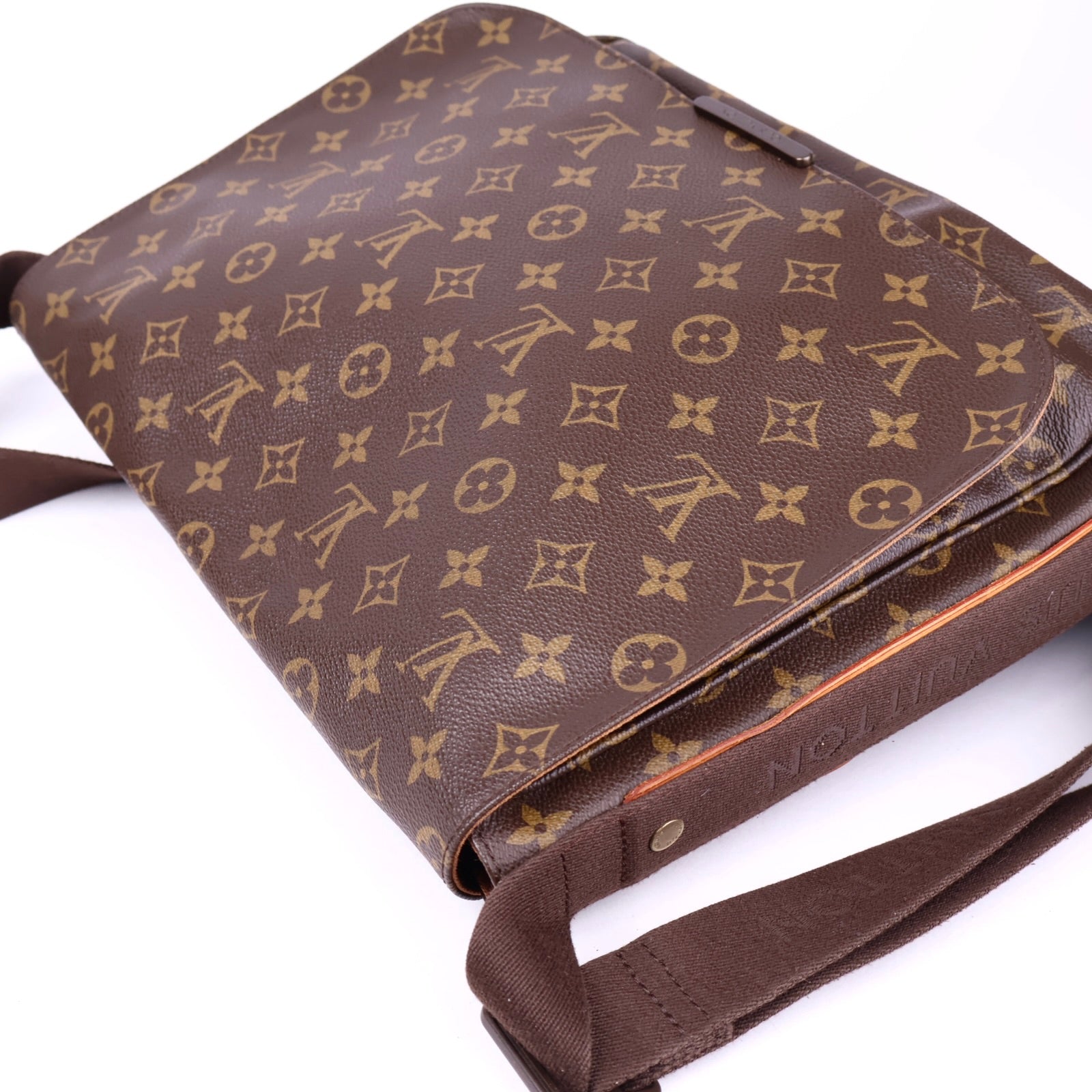 J3379 Louis Vuitton Messenger Monogram Beaubourg MM Brown- Pre Owned