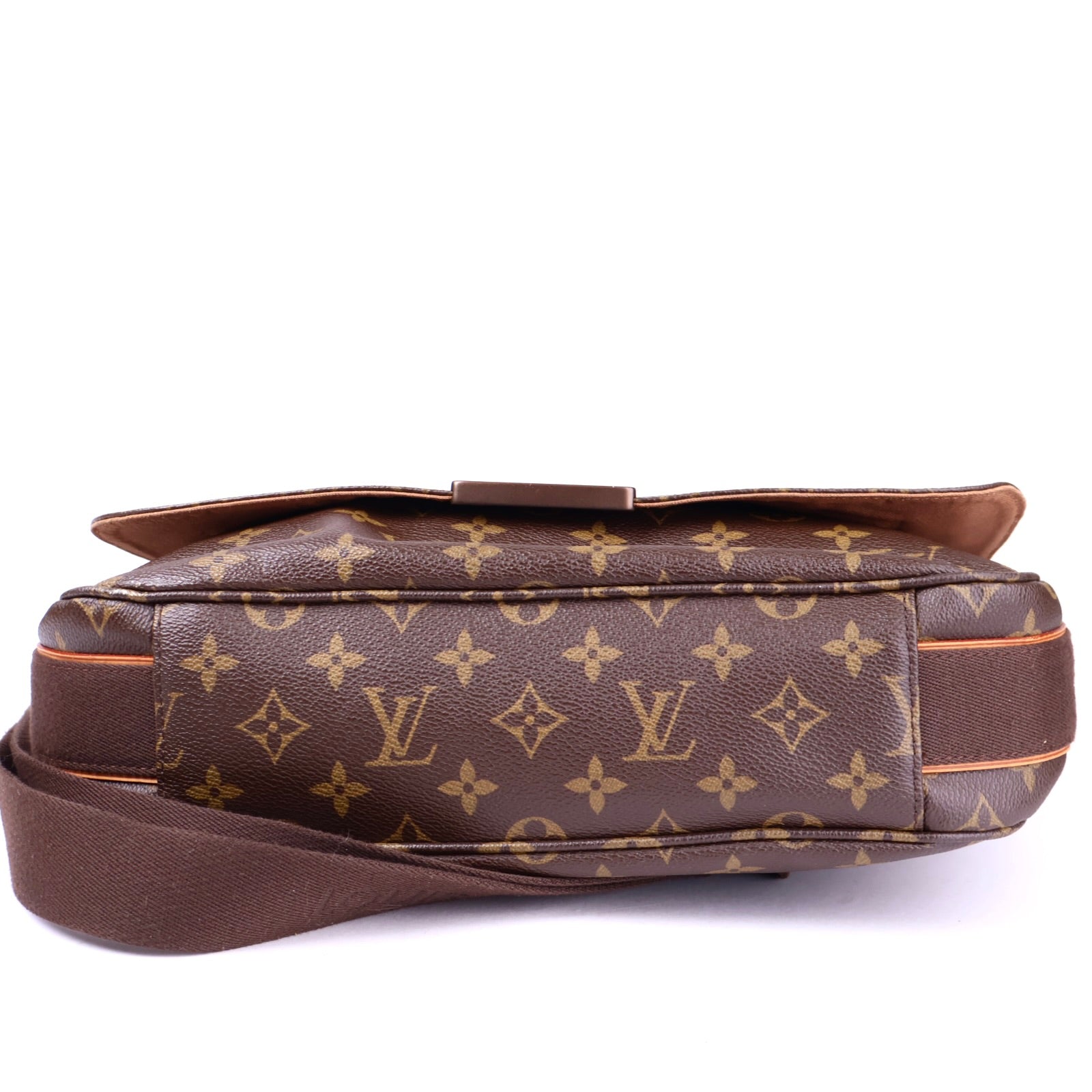 J3379 Louis Vuitton Messenger Monogram Beaubourg MM Brown- Pre Owned