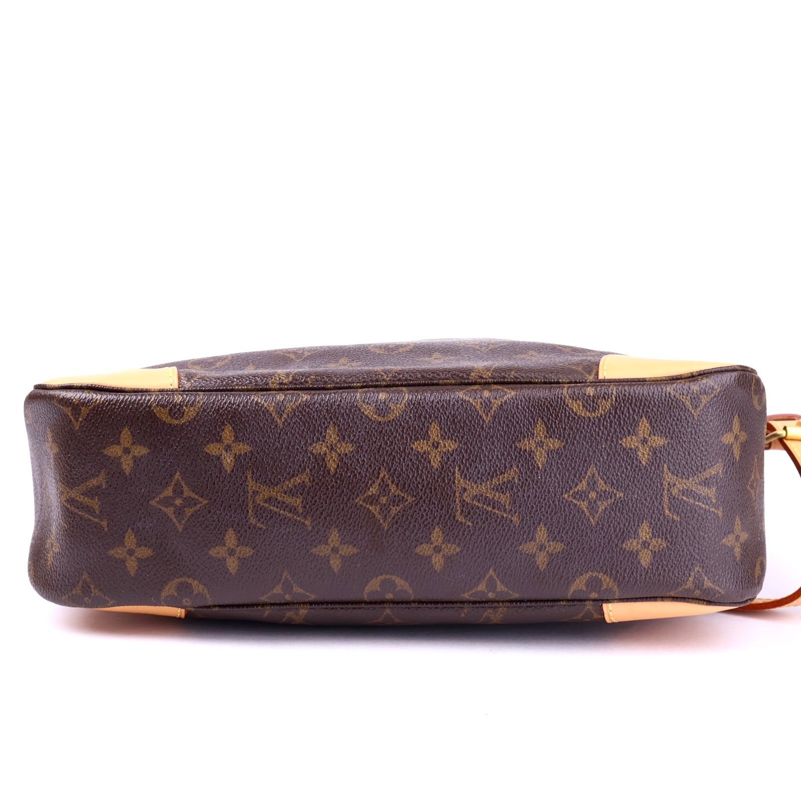 J3381R Louis Vuitton Boulogne 30 Monogram PM Bag- Pre Owned