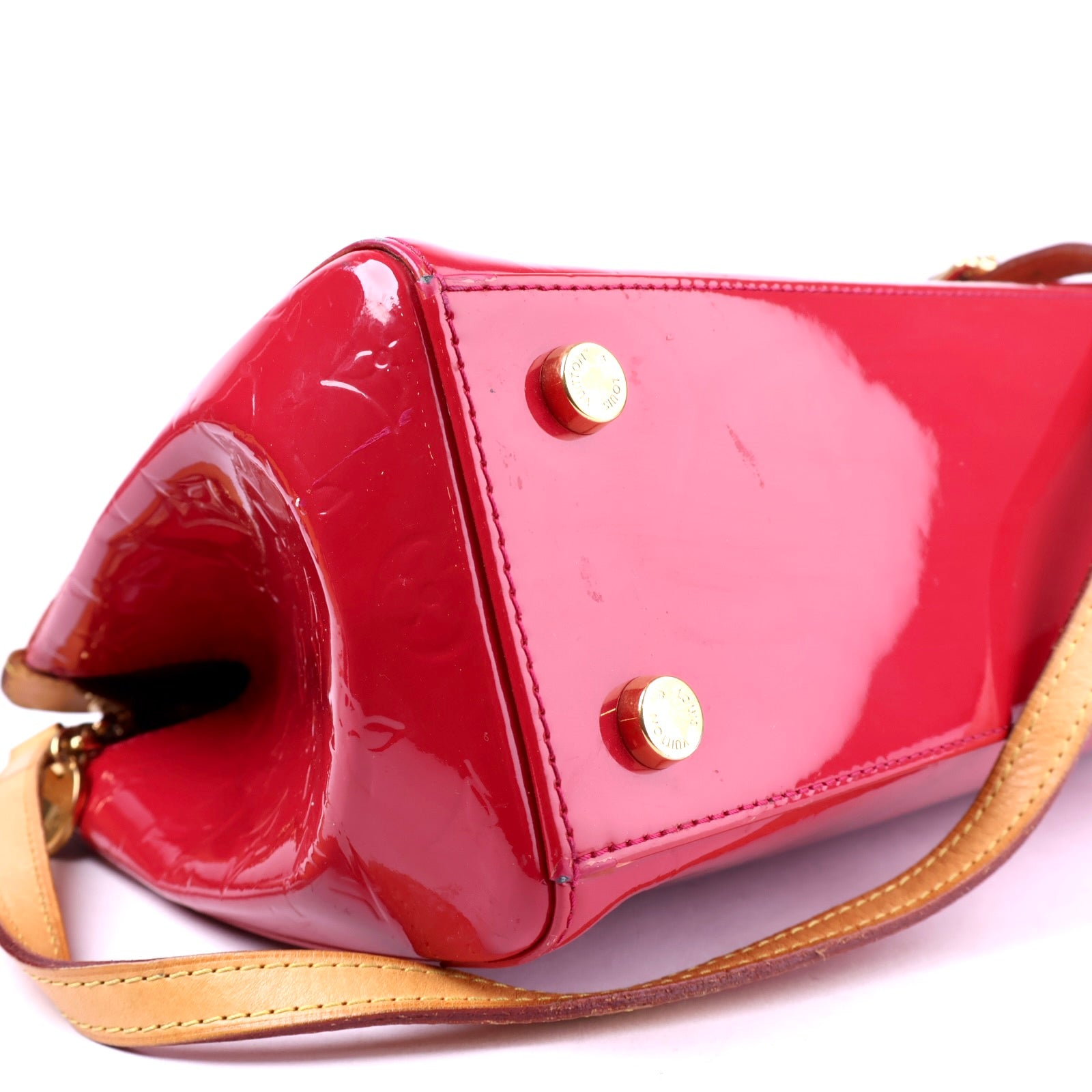 J3384 Louis Vuitton Cerise Monogram Vernis Brea MM Bag- Pre Owned