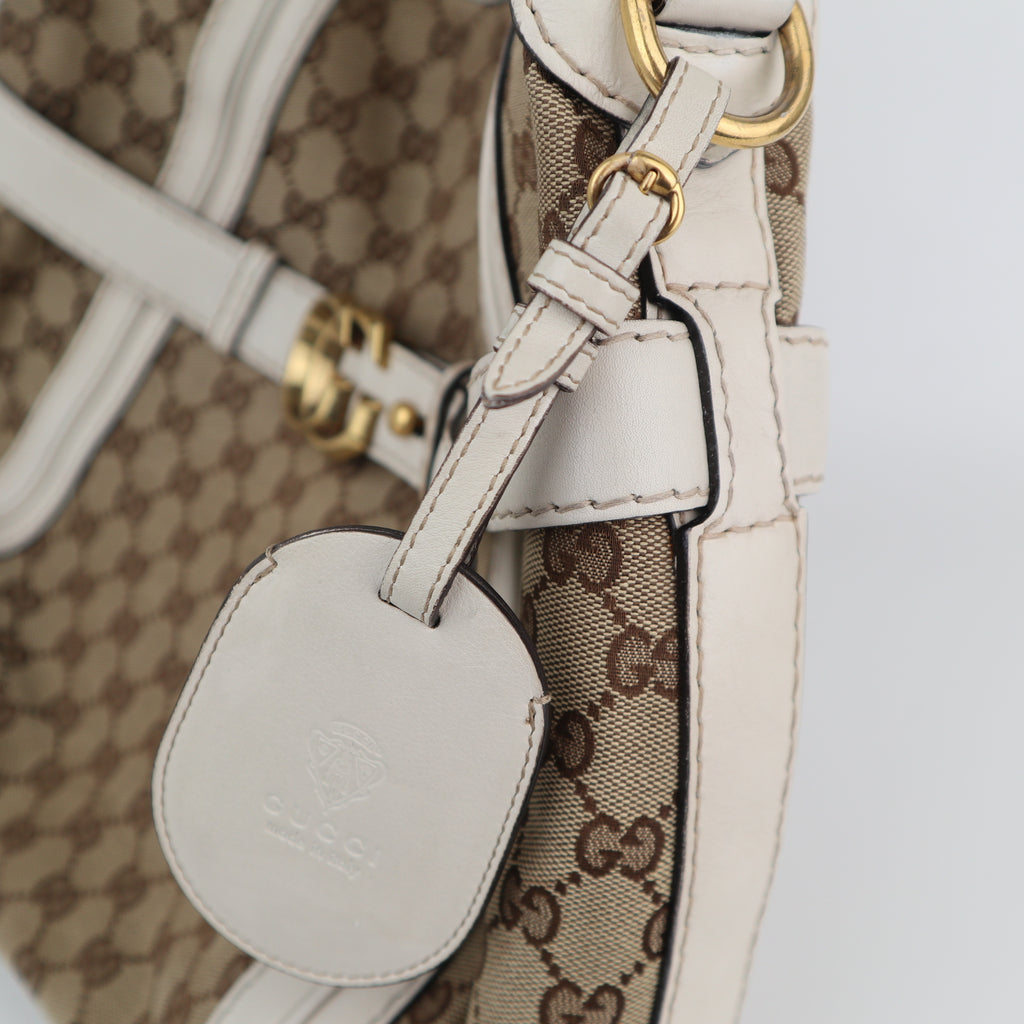 C2209 Gucci Hobo Bag GG Running Medium Hobo | Pre-Owned Very Good Brown canvas, leather trim