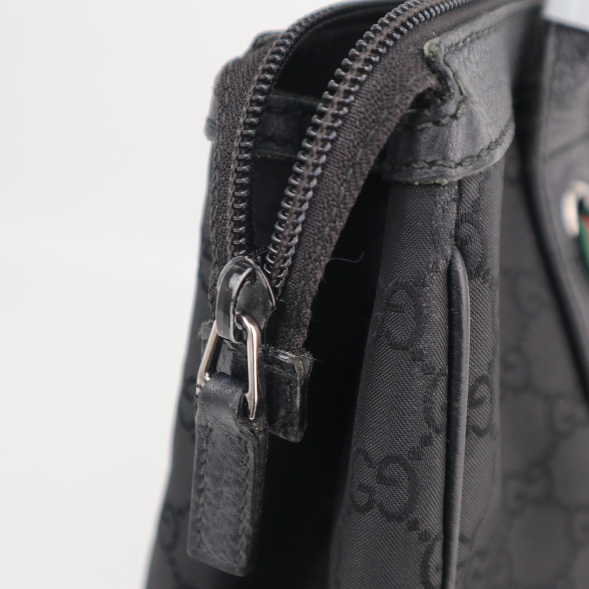 C2215 Gucci Tote Bag Monogram GG Nylon Princy Tote Bag | Pre-Owned Excellent Black GG nylon, leather trim