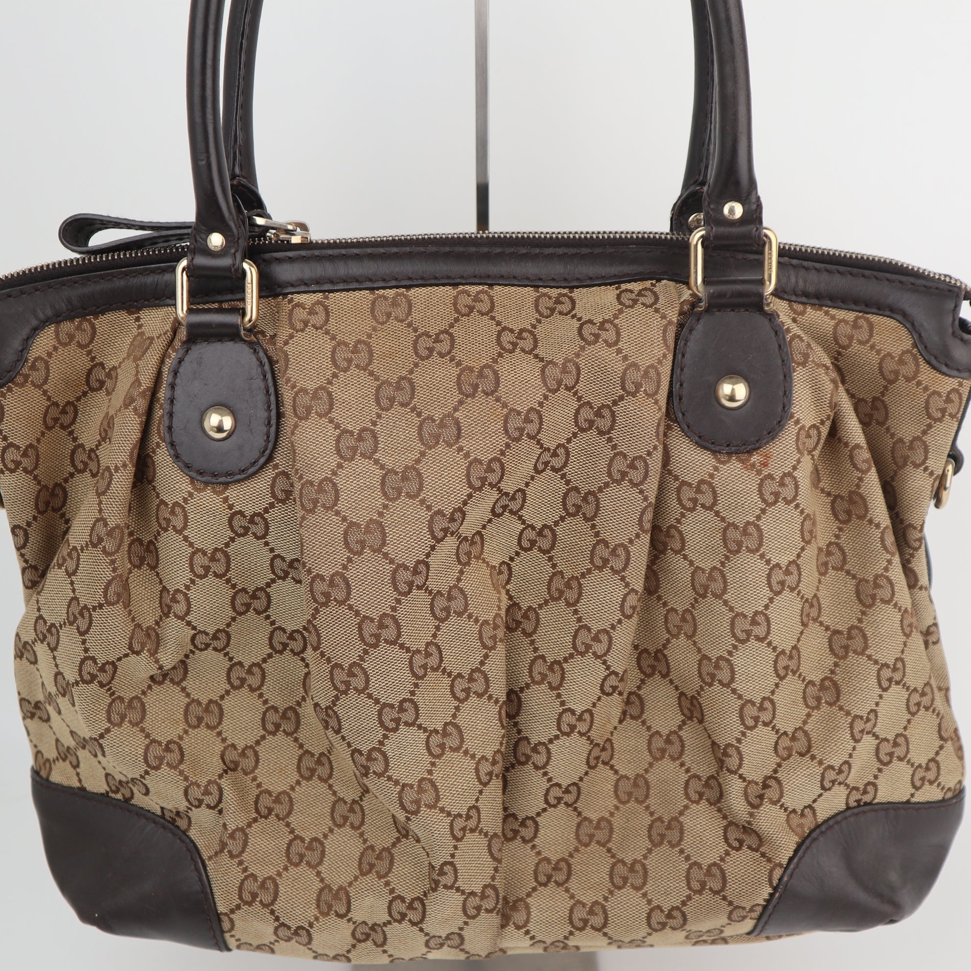 C2219 Gucci Tote Bag GG Canvas Sukey Tote Bag | Pre-Owned Very Good Brown GG canvas, leather trim