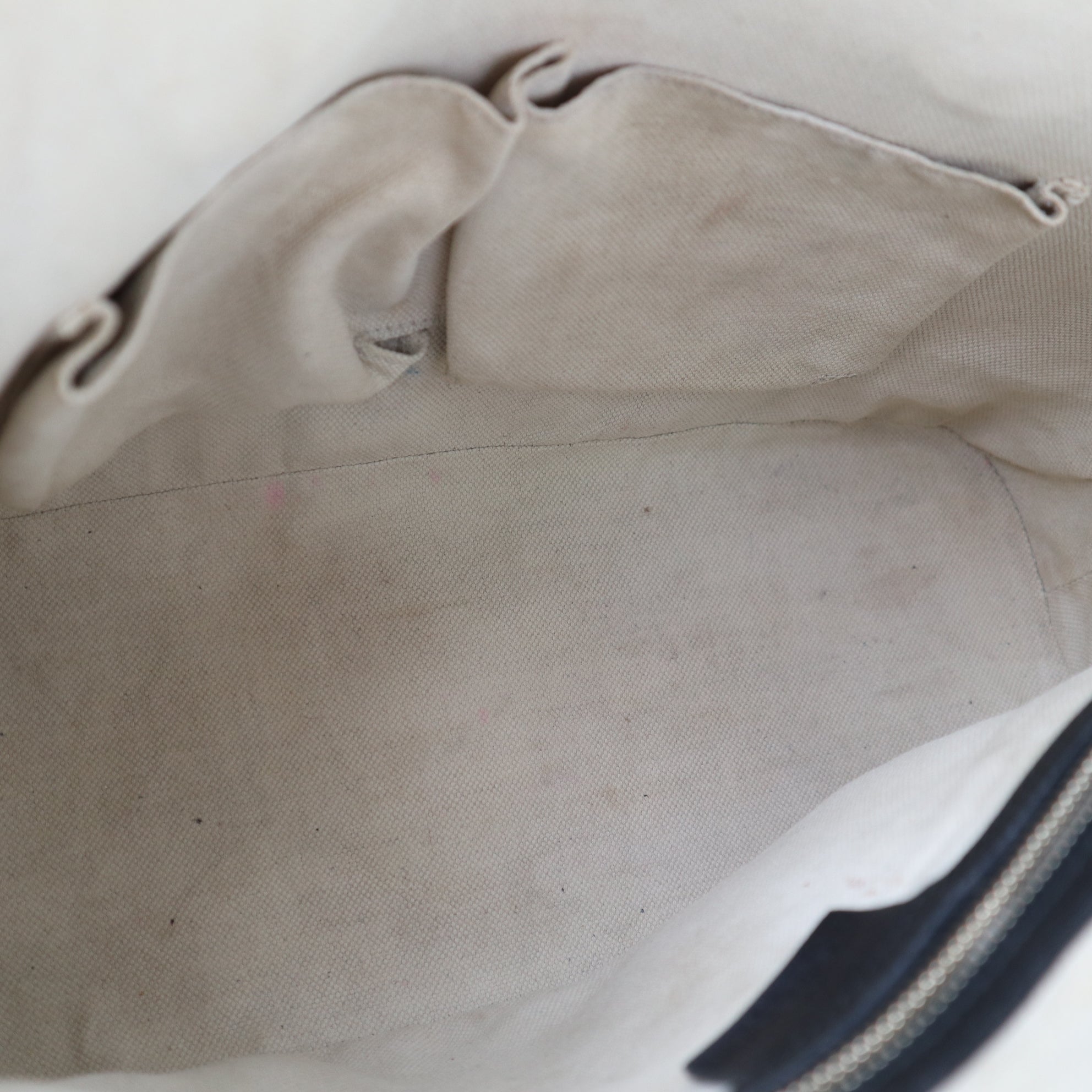 C2225 Gucci Top Handle Bag Nice Dome | Pre-Owned Very Good Microguccissima