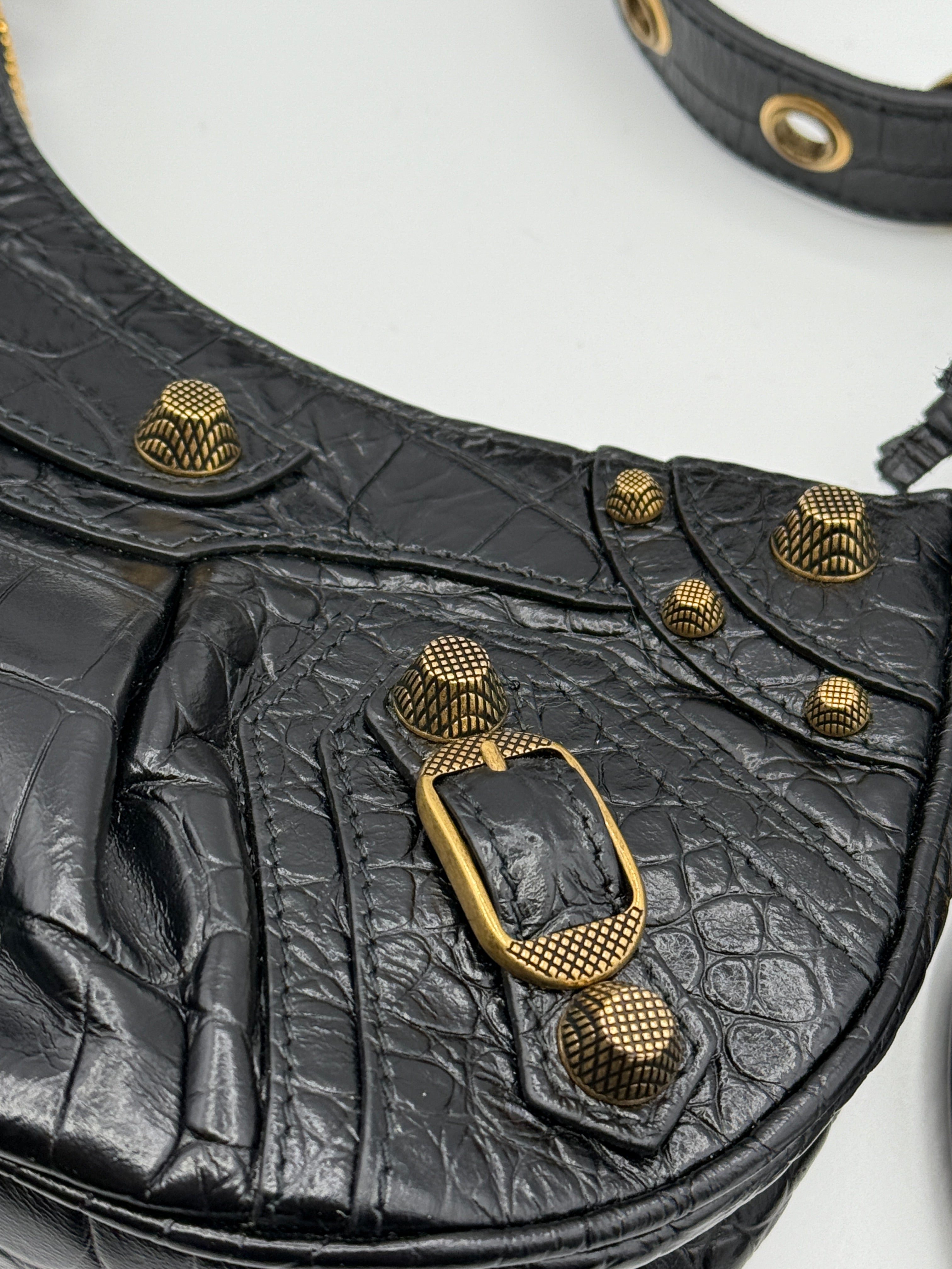 Balenciaga Le Cagole Leather Bag