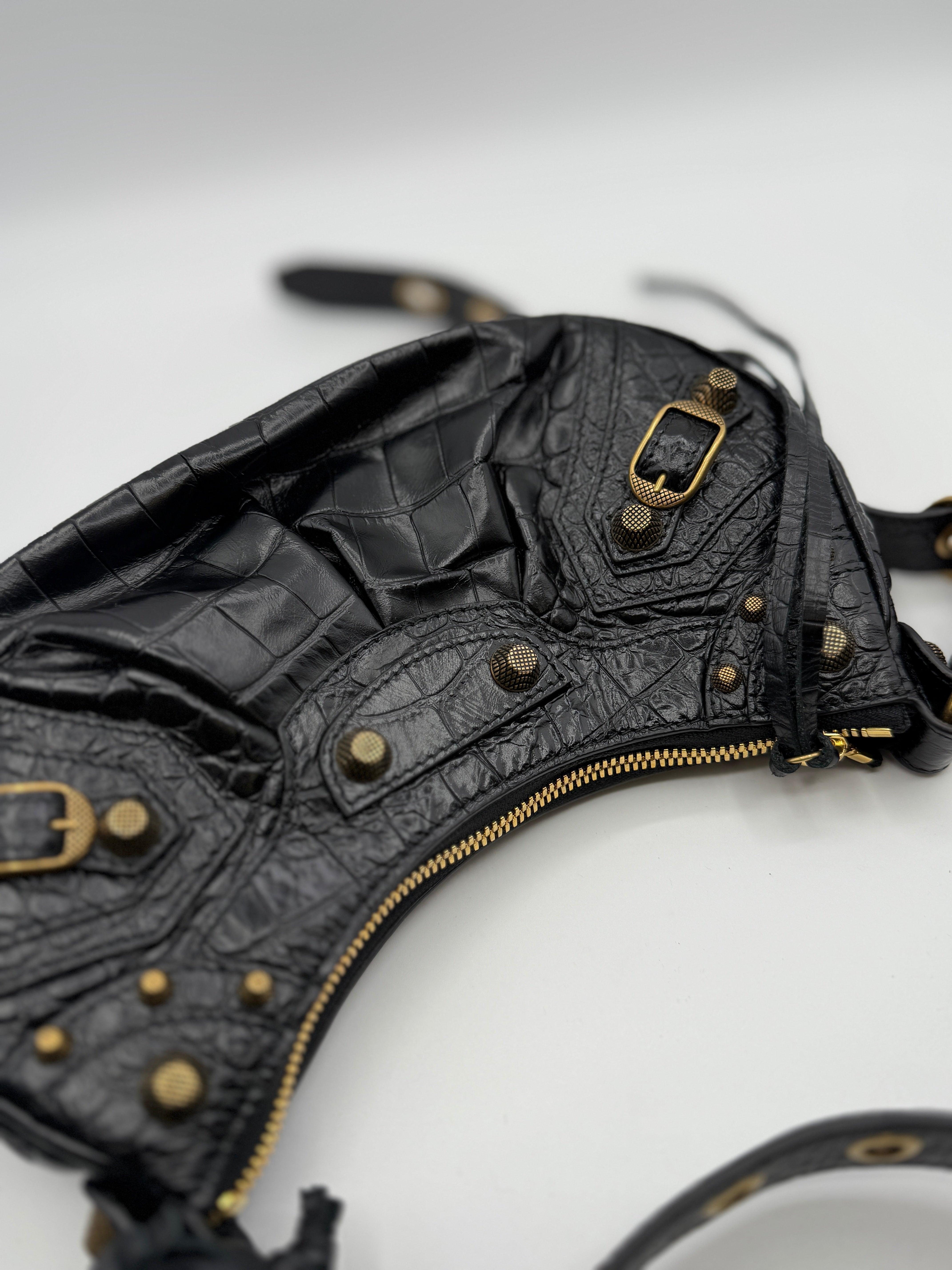 Balenciaga Le Cagole Leather Bag