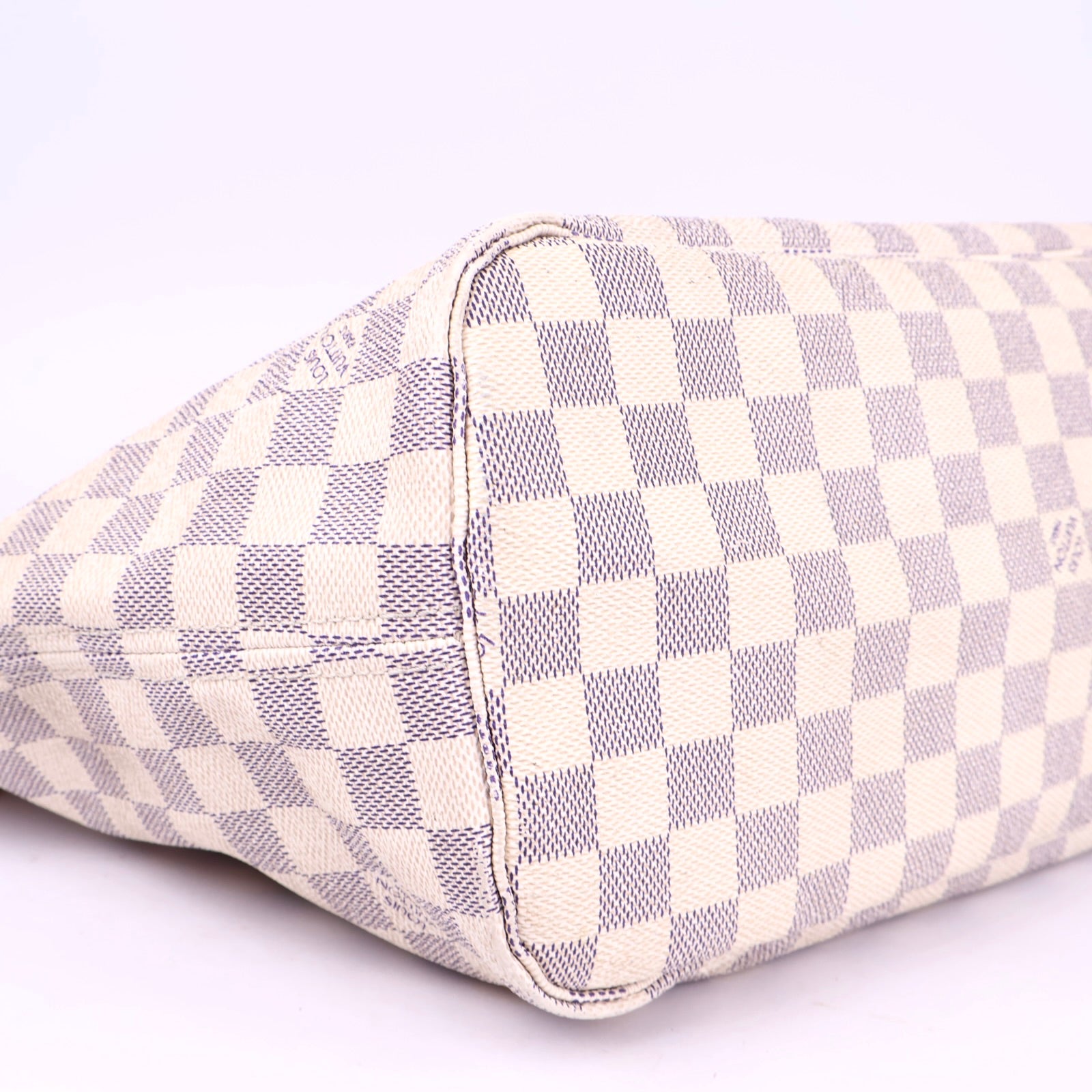 J3393 Louis Vuitton Damier Azur Neverfull MM- Pre Owned
