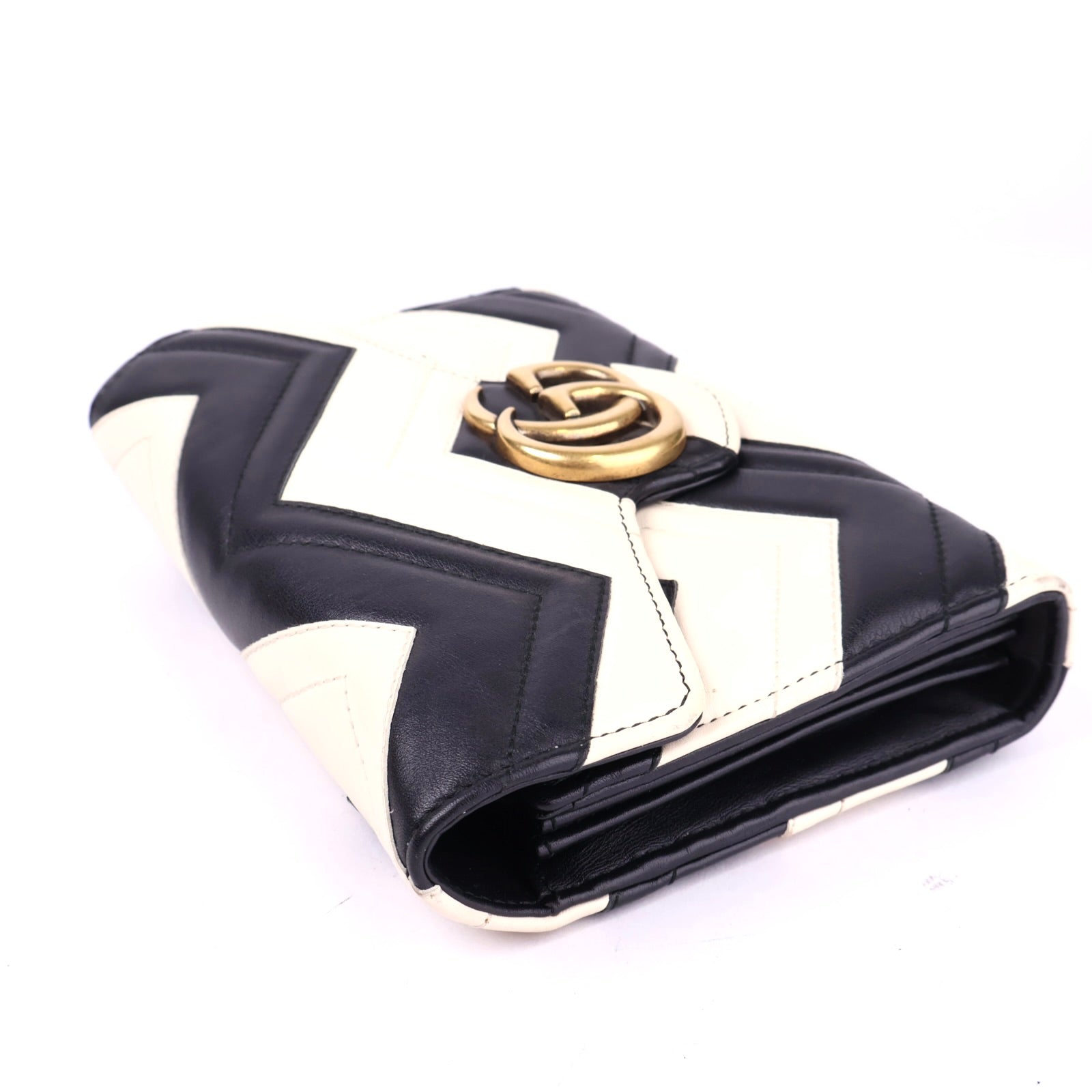 J2130 Gucci GG Marmont Black & White Leather Shoulder Bag- Pre Owned