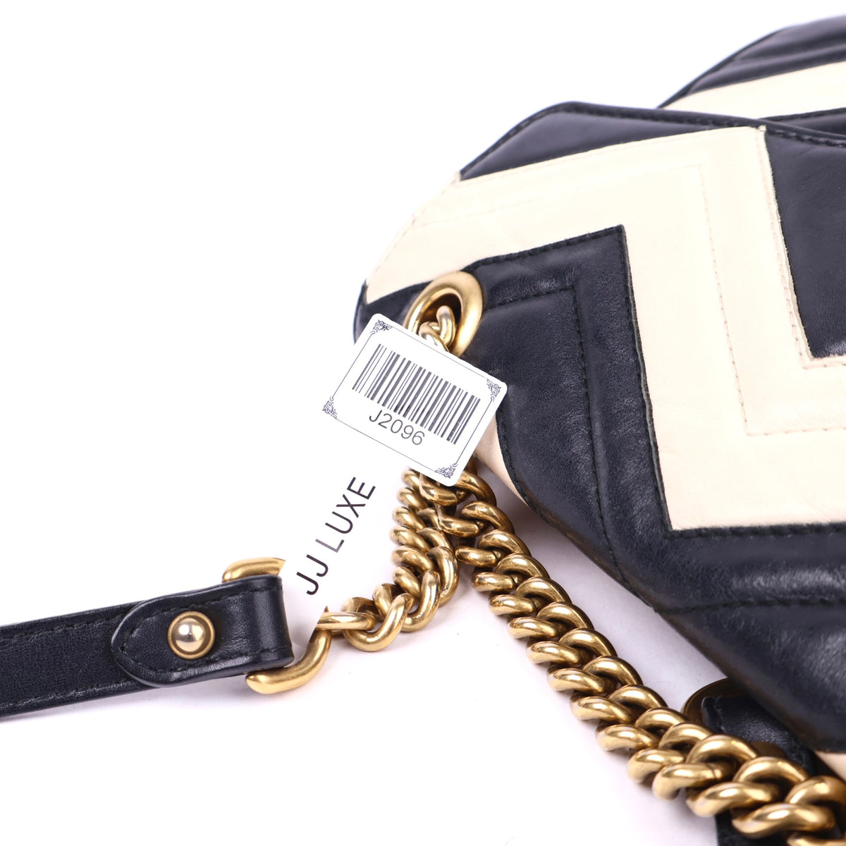 J2096# Gucci GG Marmont Small Matelassé bag- Pre Owned