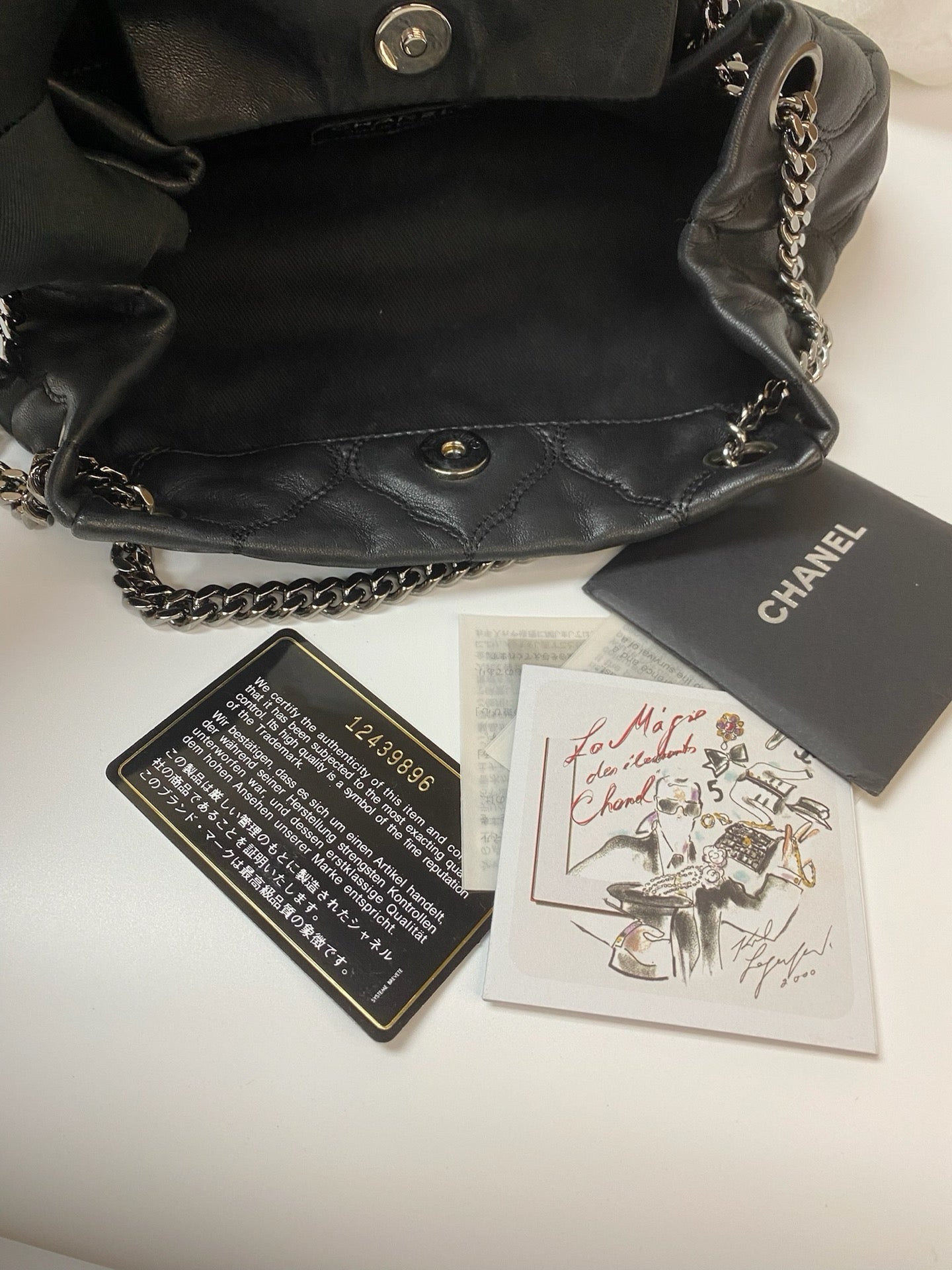 J2852 Chanel Shoulder Bag Black Lambskin Leather Quilted Accordian Shoulder Bag | Pre-Owned Black Leather