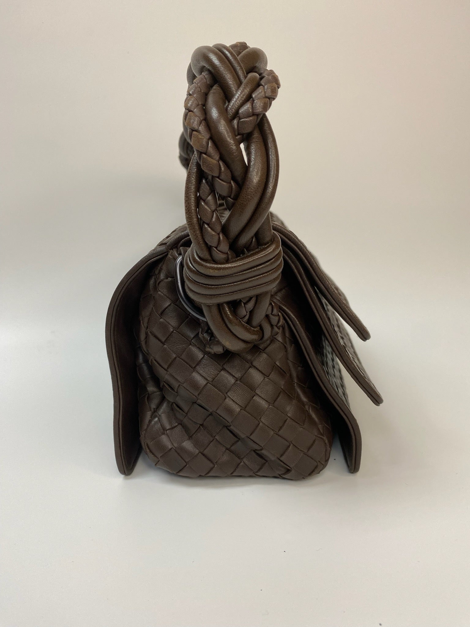 J2849 Bottega Veneta Shoulder Bag BV Dark Brown Intrecciato Double Flap Shoulder Bag | Pre-Owned  Brown