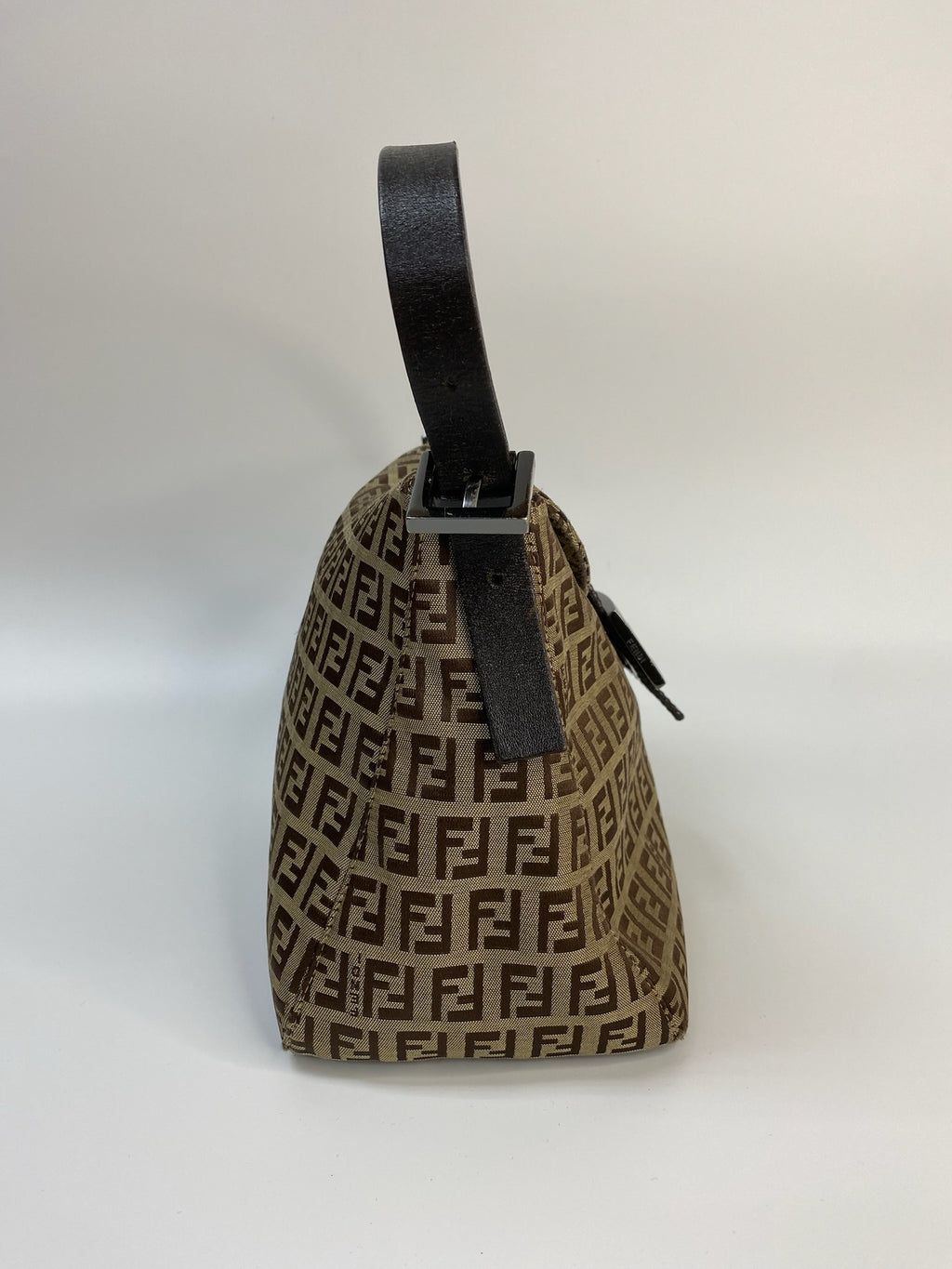 J2846 Fendi Shoulder Bag Zucchino Cnavas FF Double Flap Shoulder Bag | Pre-Owned Brown Canvas FF Monogram