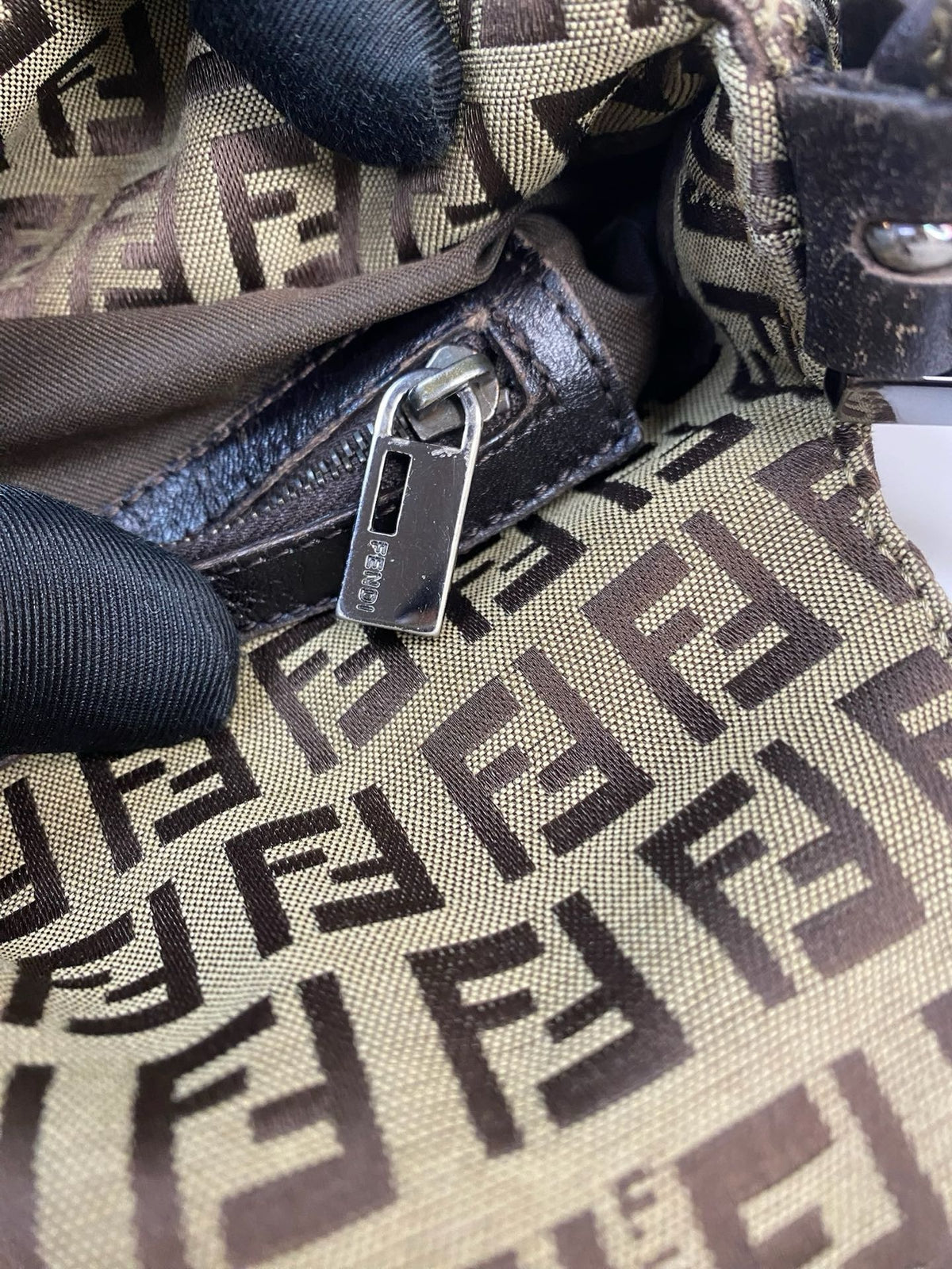 J2846 Fendi Shoulder Bag Zucchino Cnavas FF Double Flap Shoulder Bag | Pre-Owned Brown Canvas FF Monogram