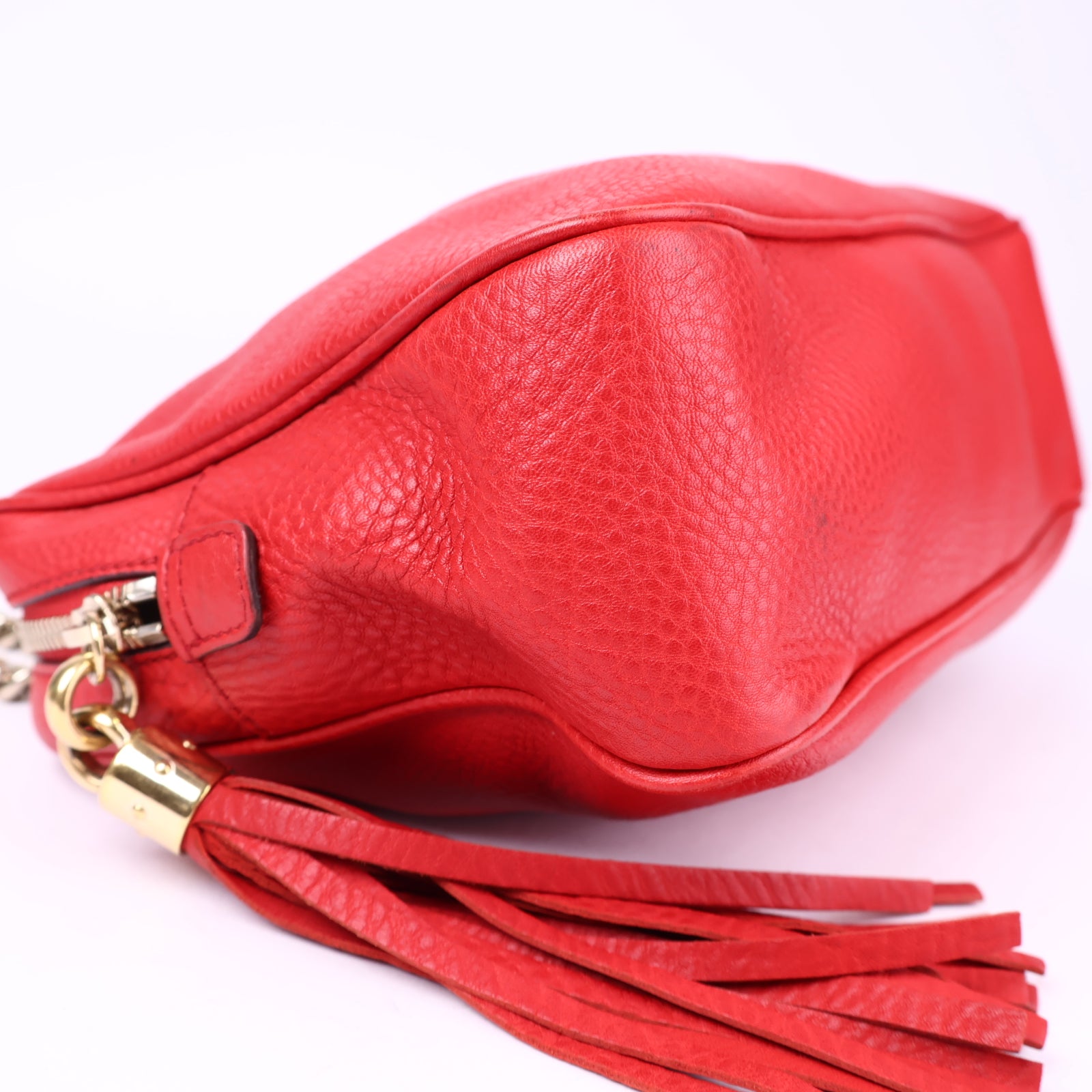 J3341 Gucci Red Pebbled Leather Soho Chain Shoulder Bag- Pre Owned