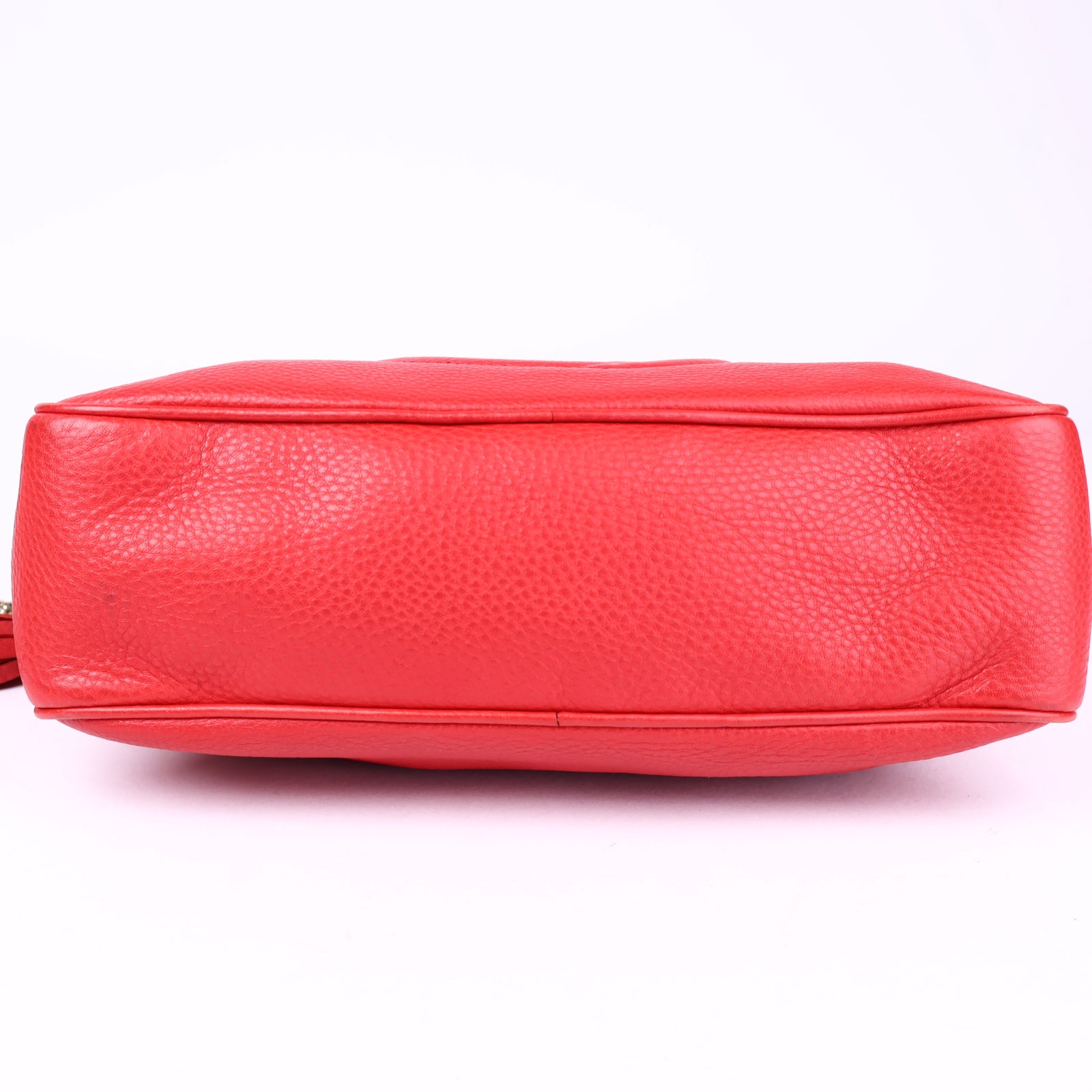 J3341 Gucci Red Pebbled Leather Soho Chain Shoulder Bag- Pre Owned