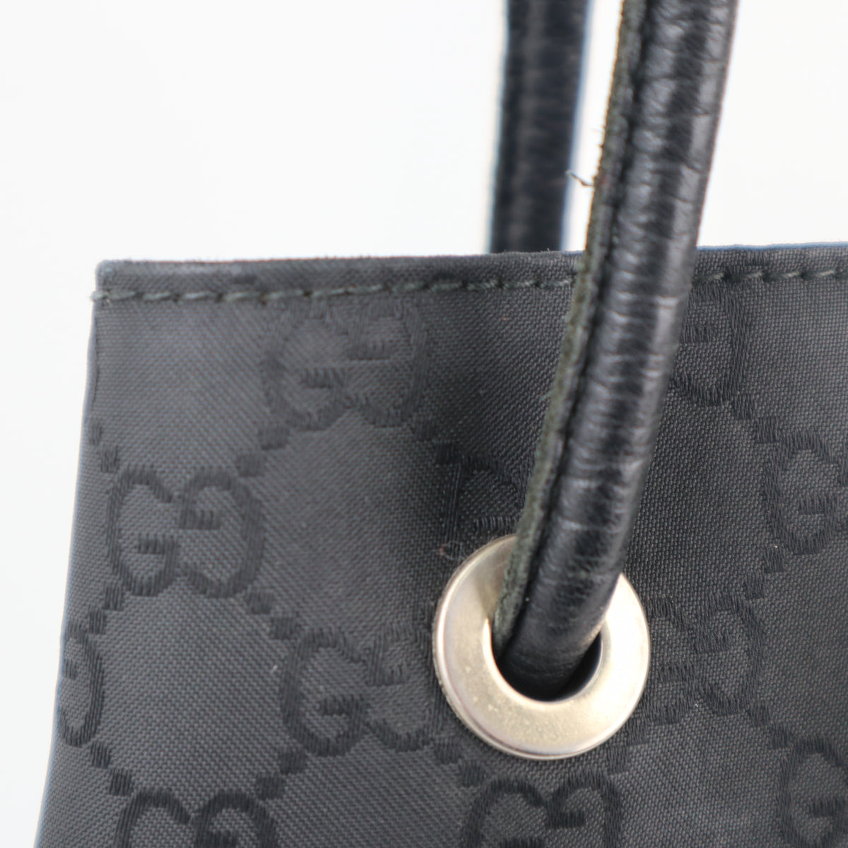 C2243 Gucci Tote Bag Monogram Gifford | Pre-Owned Very Good Black Nylon And Leather Trim