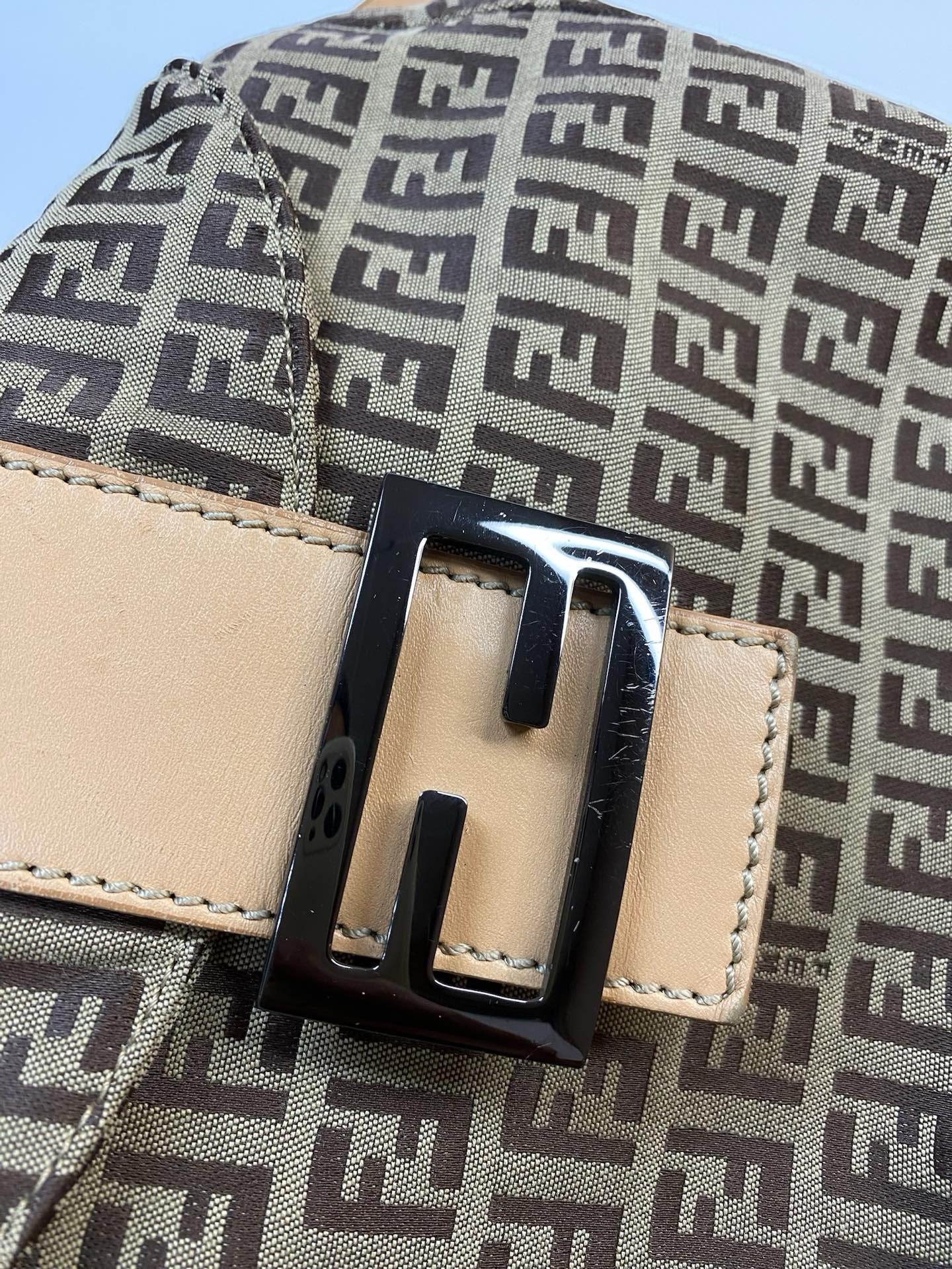 J2944 Fendi Shoulder Bag Zucchino Cnavas FF Double Flap Shoulder Bag | Pre-Owned Brown Canvas FF Monogram