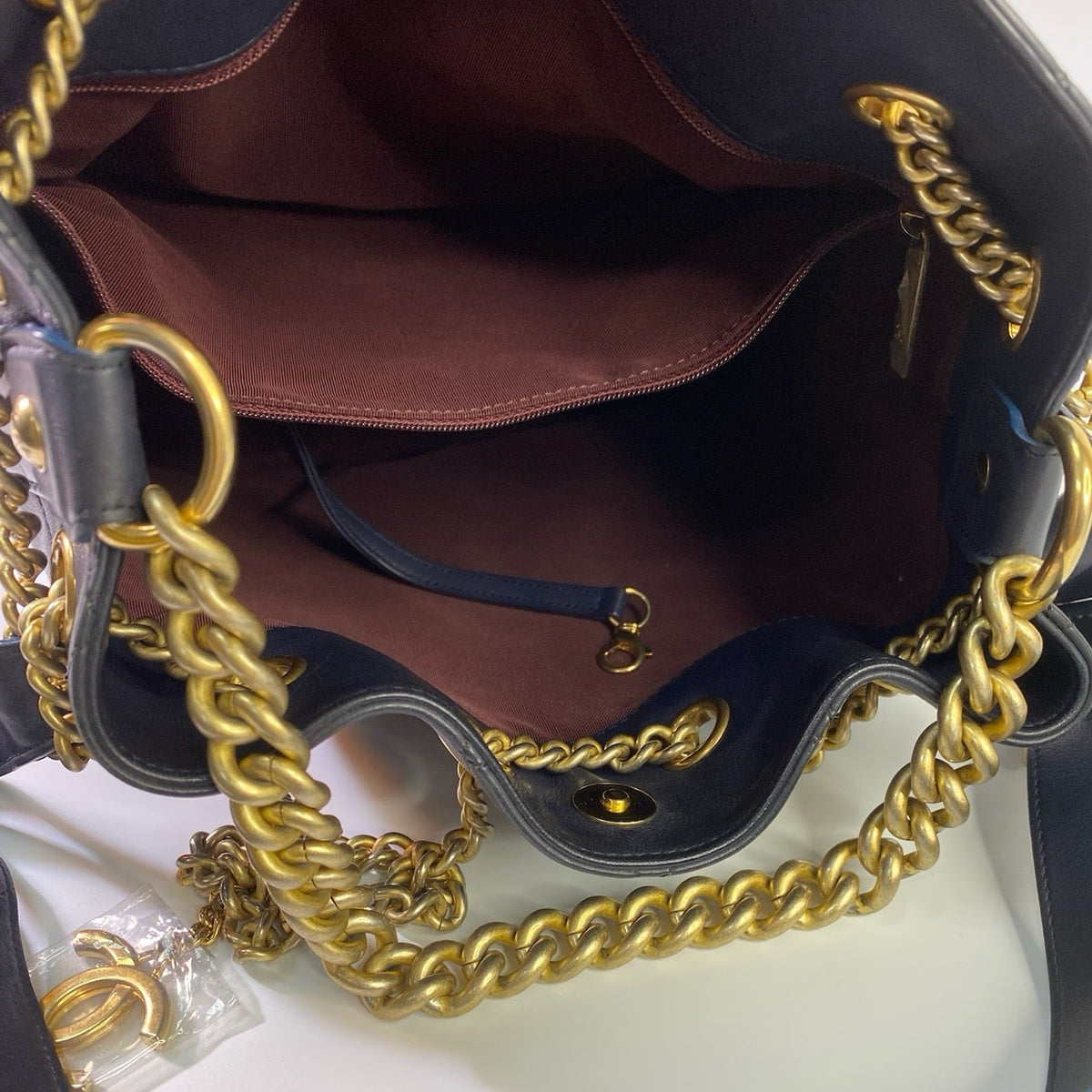 J2943 Chanel Shoulder Bag on my Should' Small Drawstring Bag | Pre-Owned