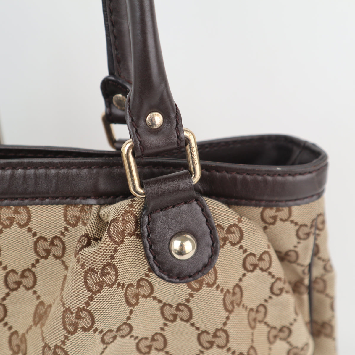 C2247 Gucci Shoulder Bag GG Canvas Sukey | Pre-Owned Very Good Brown Canvas And Leather Trim