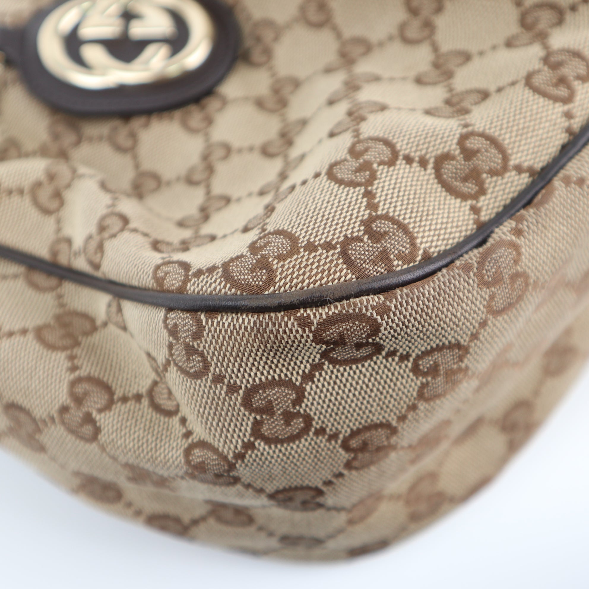 C2247 Gucci Shoulder Bag GG Canvas Sukey | Pre-Owned Very Good Brown Canvas And Leather Trim