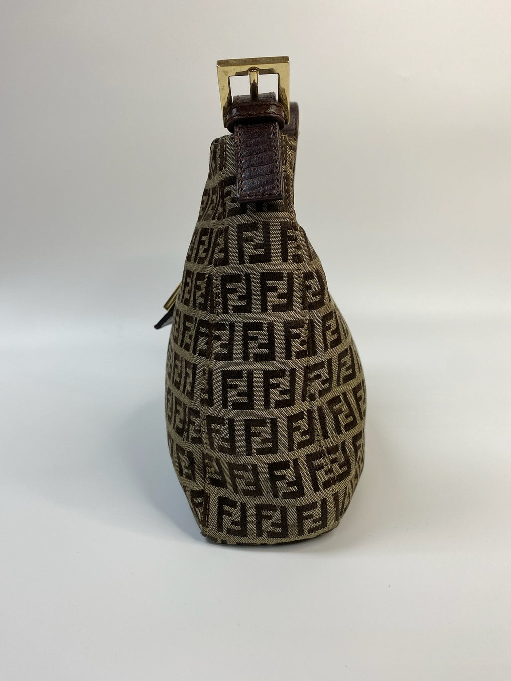J2942 Fendi Shoulder Bag Zucchino Cnavas Shoulder Bag | Pre-Owned Brown Canvas FF Monogram