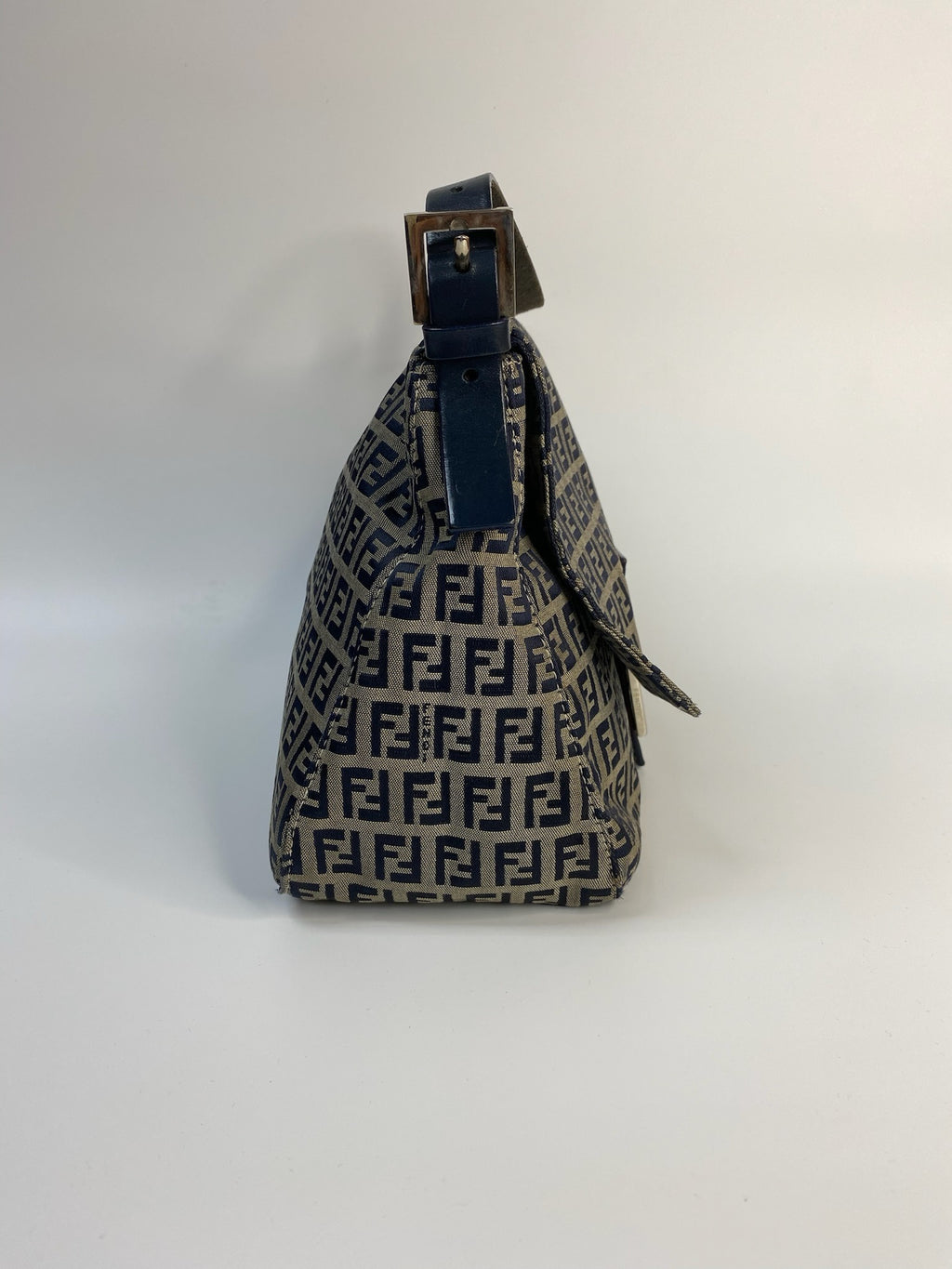 J2941 Fendi Shoulder Bag Nave BlueZucca Cancas Mamma Baguette handbag | Pre-Owned Blue Canvas FF Monogram