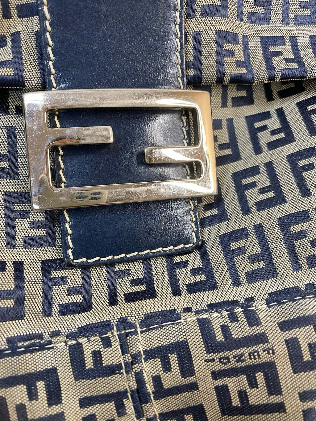 J2941 Fendi Shoulder Bag Nave BlueZucca Cancas Mamma Baguette handbag | Pre-Owned Blue Canvas FF Monogram