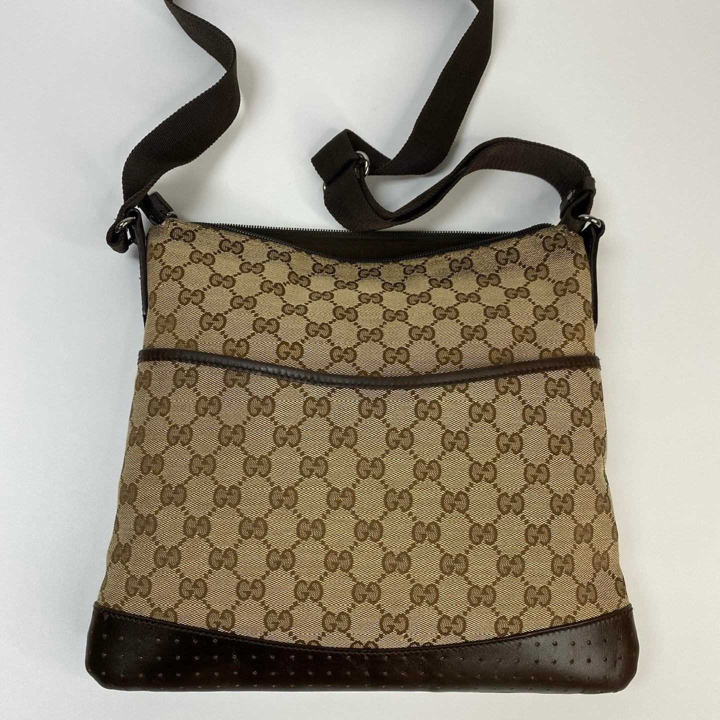 J2940 Gucci Crossbody Bag GG Canvas crossbody Bag | Pre-Owned Brown Canvas GG Monogram
