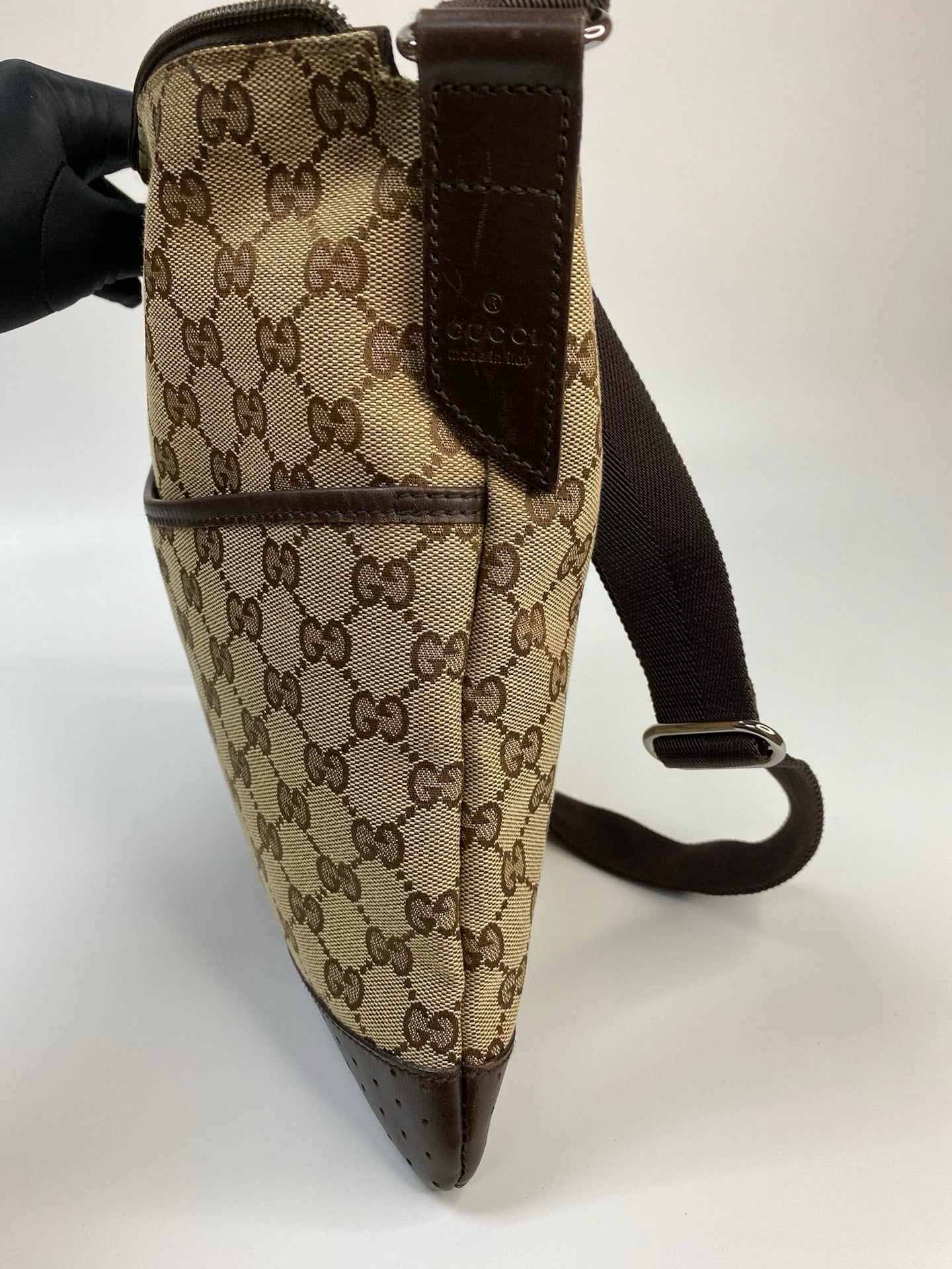 J2940 Gucci Crossbody Bag GG Canvas crossbody Bag | Pre-Owned Brown Canvas GG Monogram