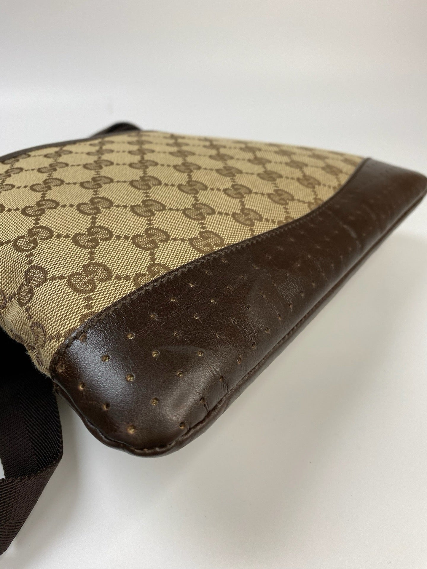 J2940 Gucci Crossbody Bag GG Canvas crossbody Bag | Pre-Owned Brown Canvas GG Monogram
