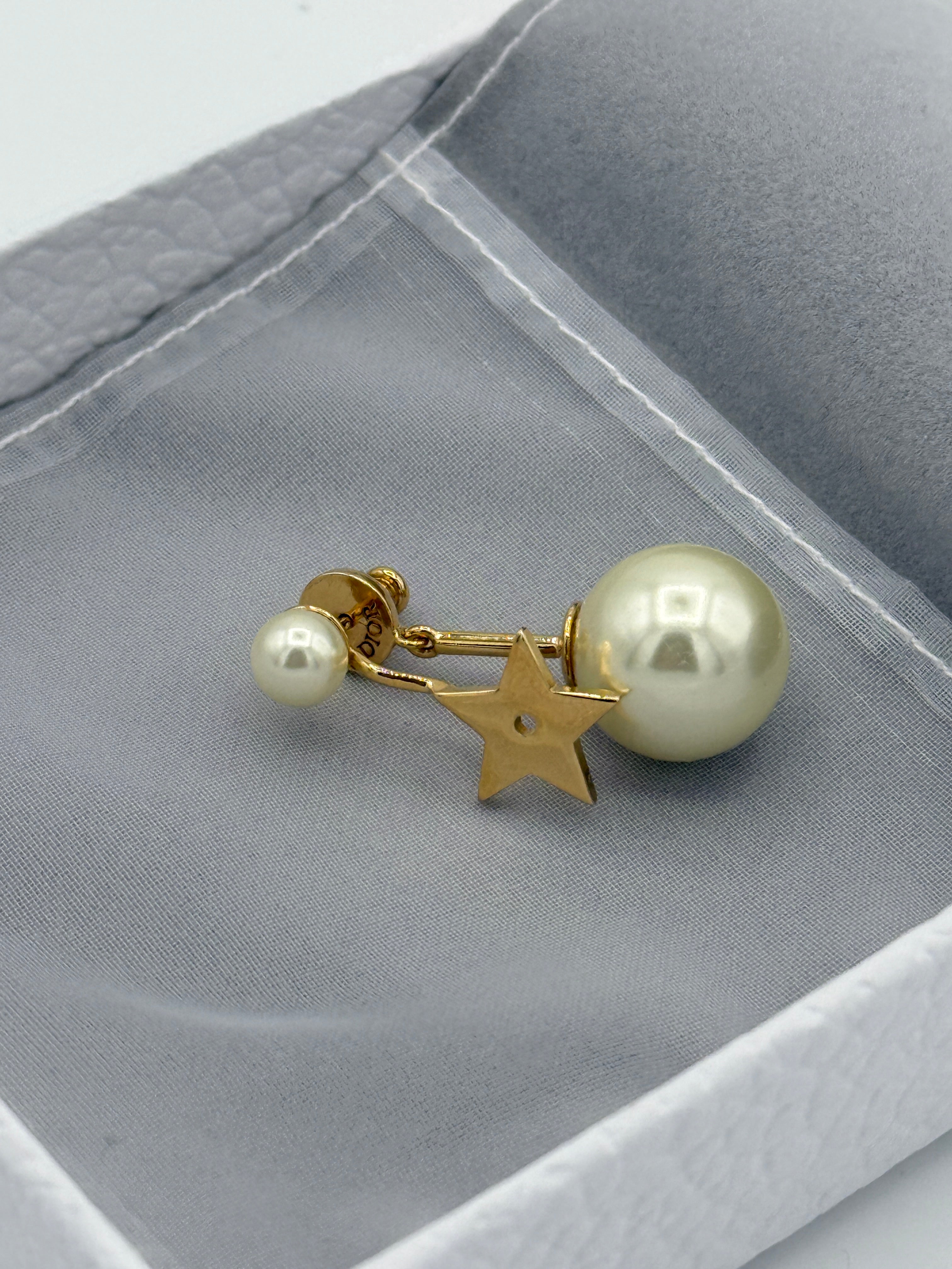 Dior Earrings-My ABC Dior Tribales Pearl Earring, Star pendant