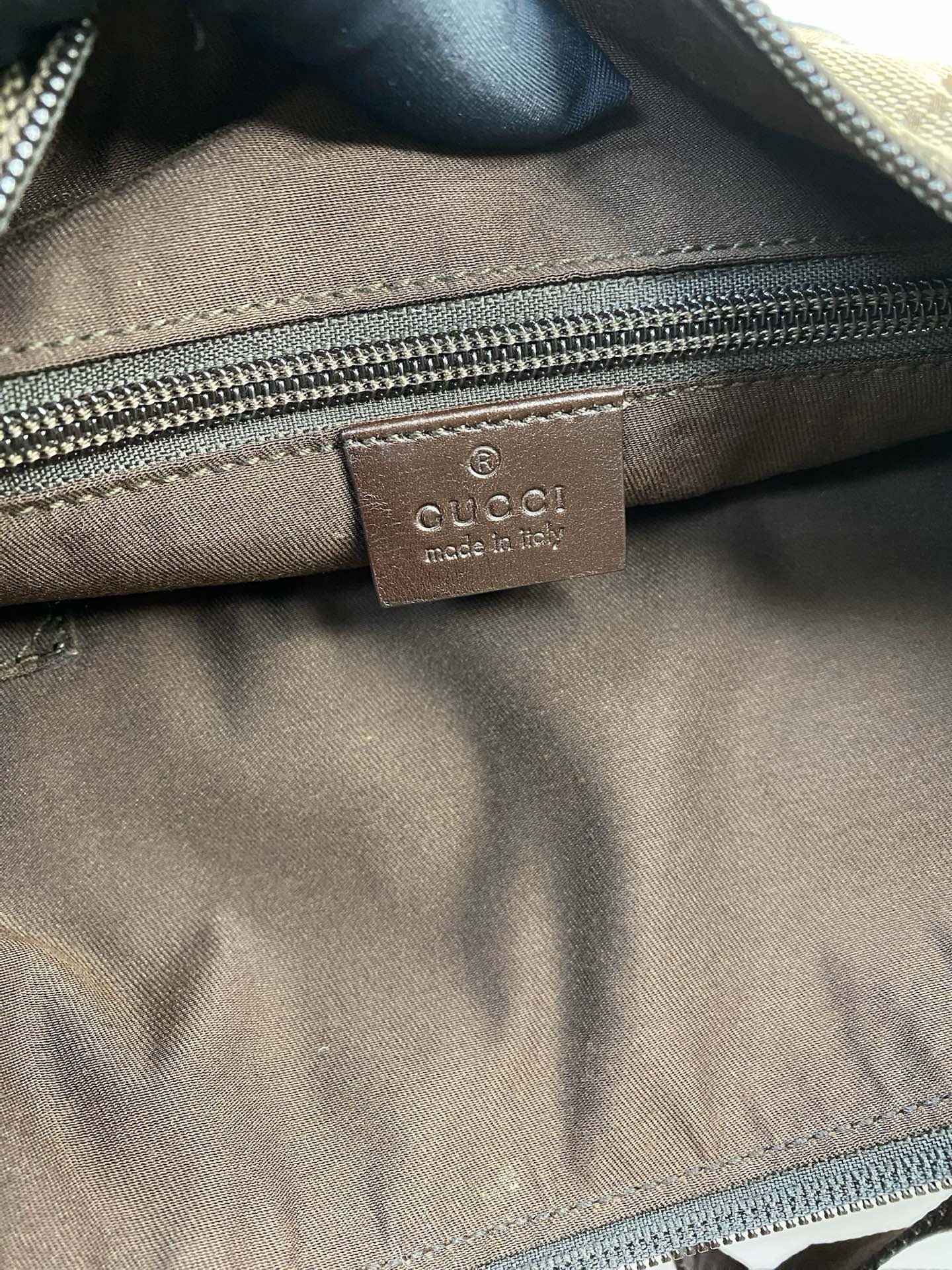J2940 Gucci Crossbody Bag GG Canvas crossbody Bag | Pre-Owned Brown Canvas GG Monogram