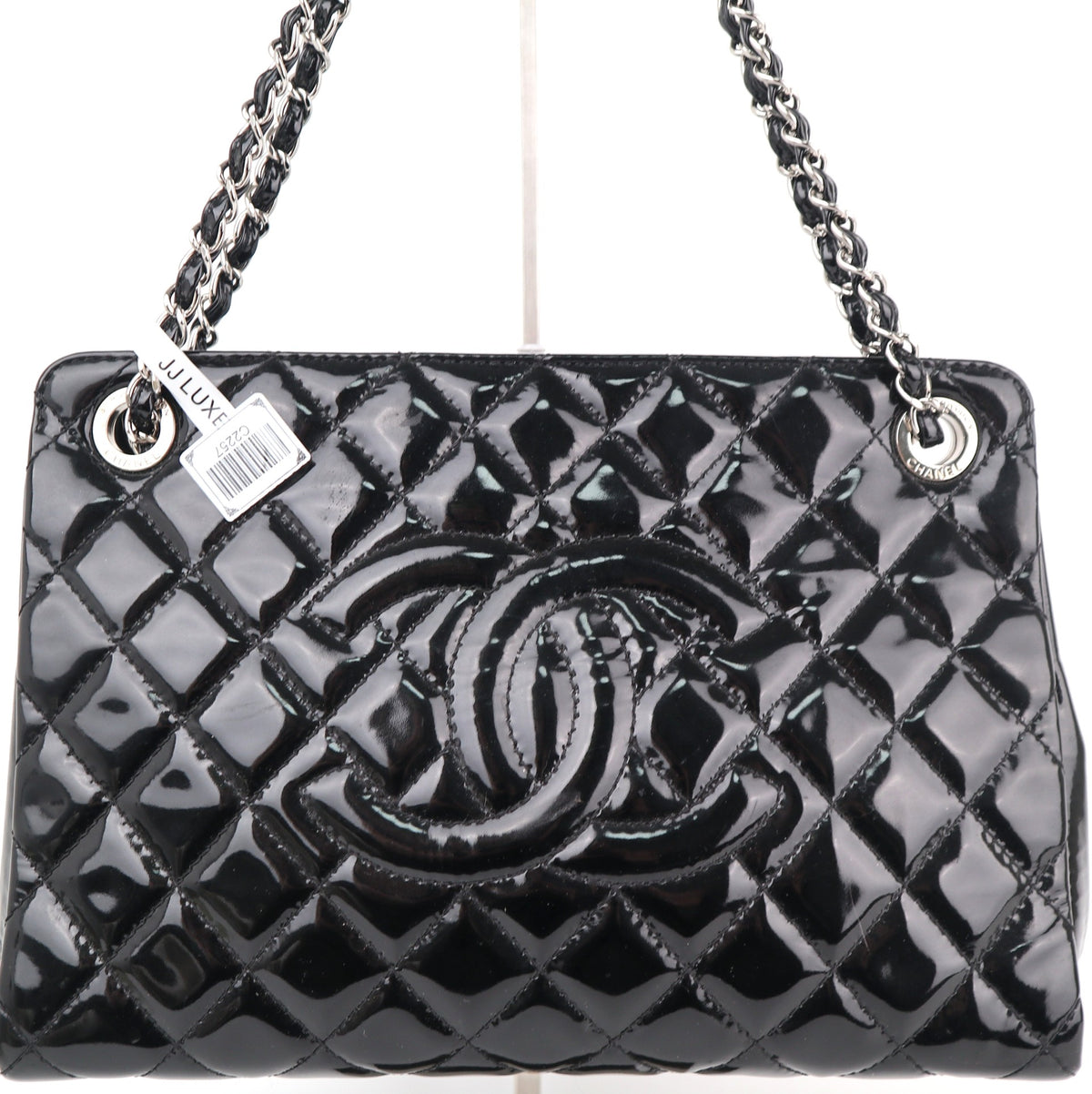 C2257 Chanel Shoulder Bag Timeless CC Shopping Tote | Pre-Owned Very Good Black Patent Leather