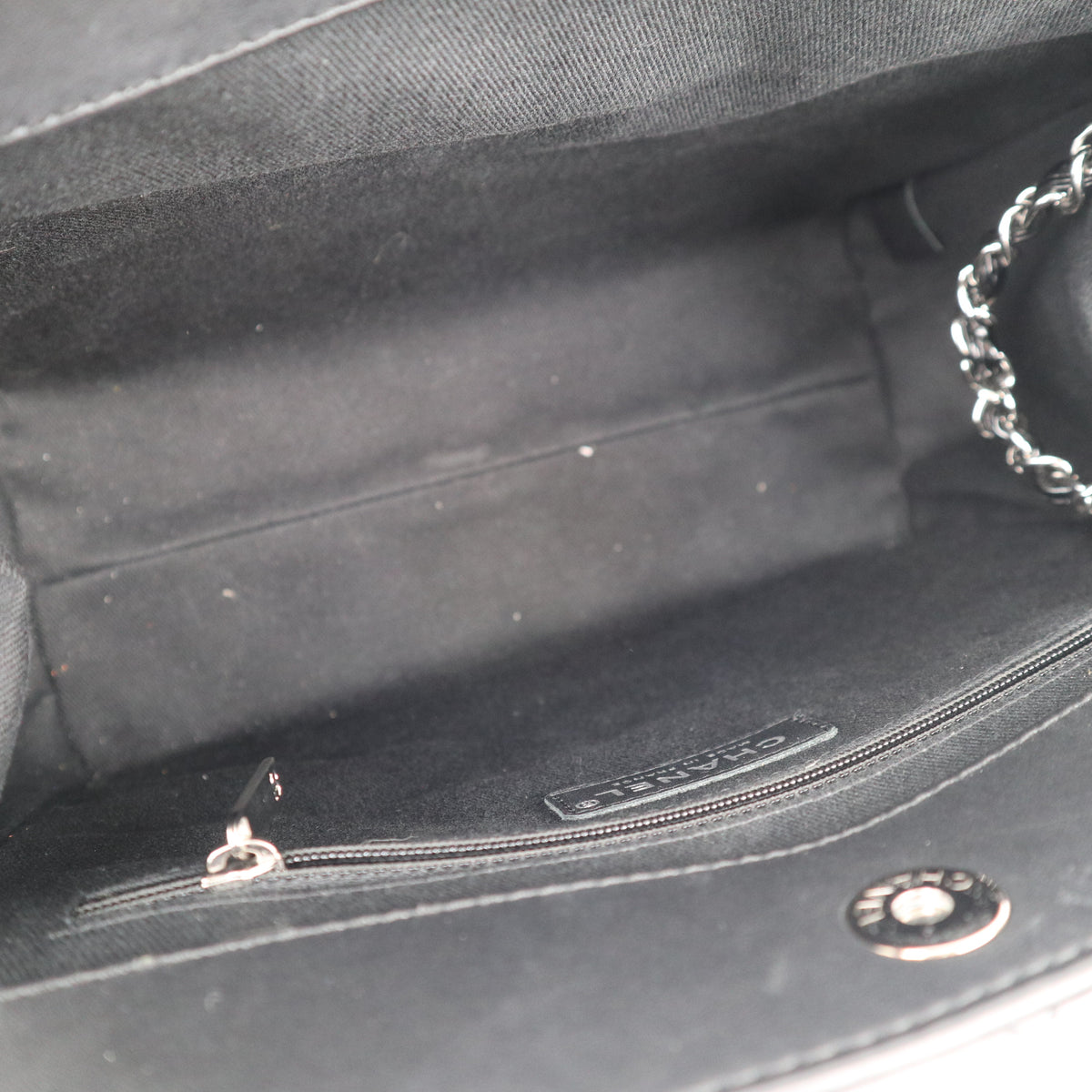 C2257 Chanel Shoulder Bag Timeless CC Shopping Tote | Pre-Owned Very Good Black Patent Leather