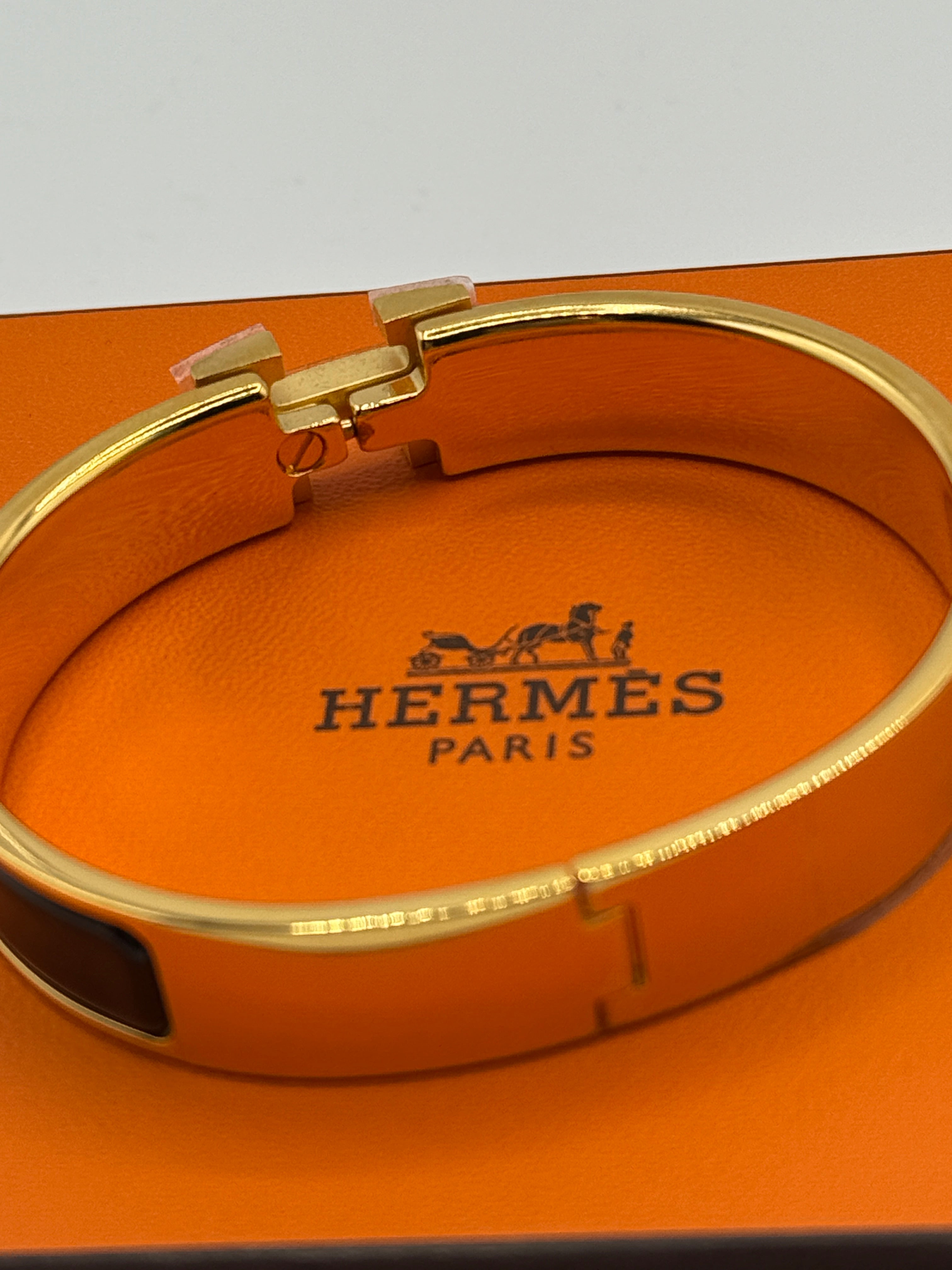 Hermès Clic H bracelet, Black, Gold plated