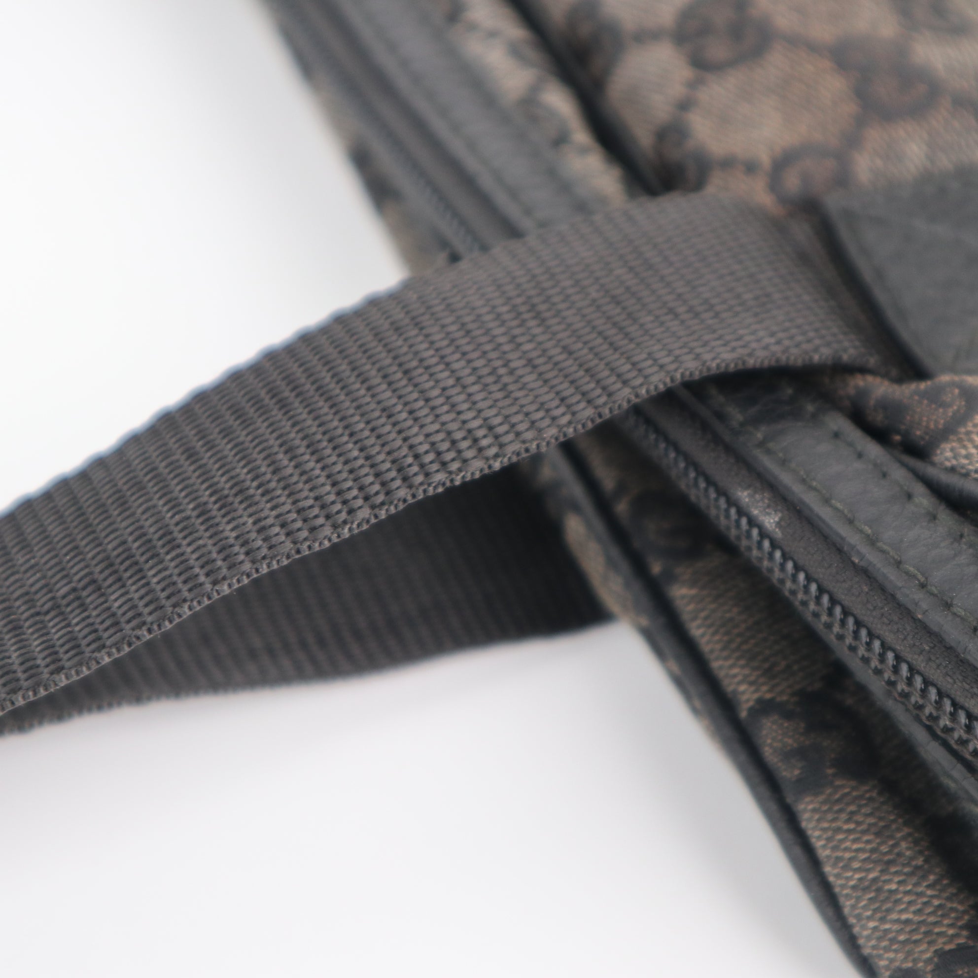 C2260 Gucci Top Handle Bag GG Canvas Business Bag | Pre-Owned Very Good Brown Canvas GG Monogram