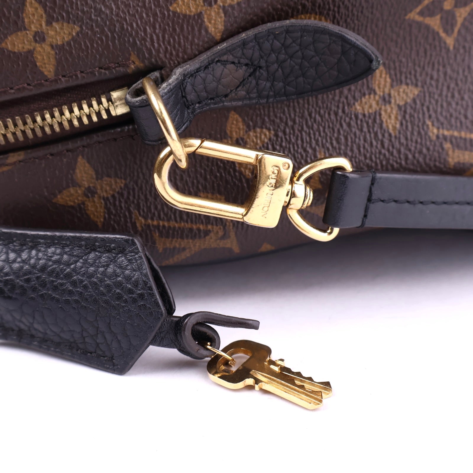 J3287 Louis Vuitton Monogram Canvas Retiro NM Bag- Pre Owned