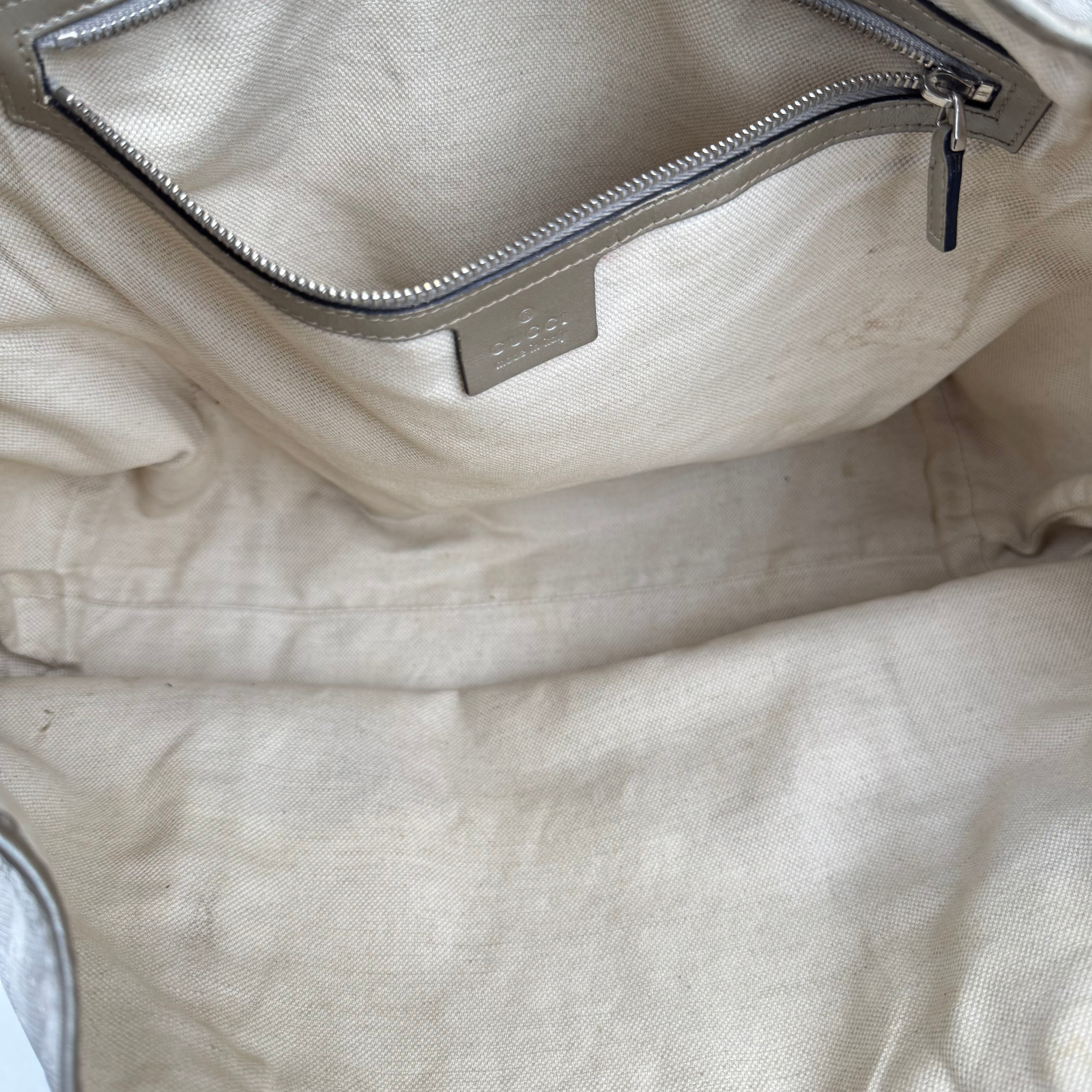 J0977 GUCCI Metallic Silver GG Imprime Coated Canvas Joy Tote Bag- Pre Owned