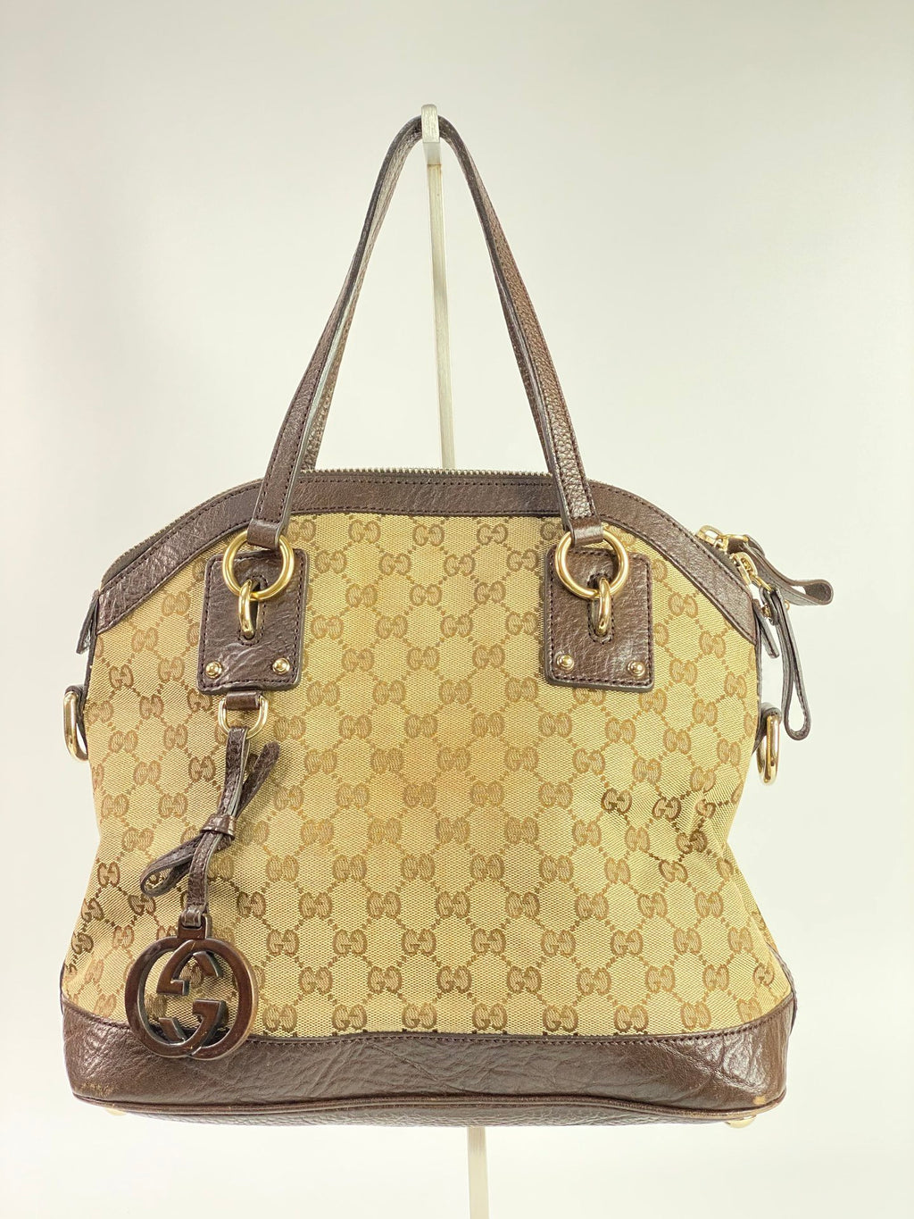 J2705 Gucci Shoulder Bag GG Canvas Medium Tote Bag | Pre-Owned Like New Brown / Beige GG canvas/GG monogram