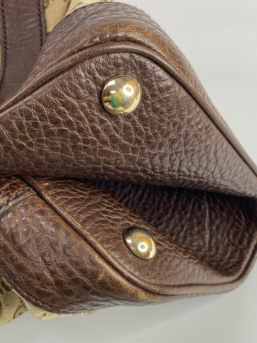 J2705 Gucci Shoulder Bag GG Canvas Medium Tote Bag | Pre-Owned Like New Brown / Beige GG canvas/GG monogram